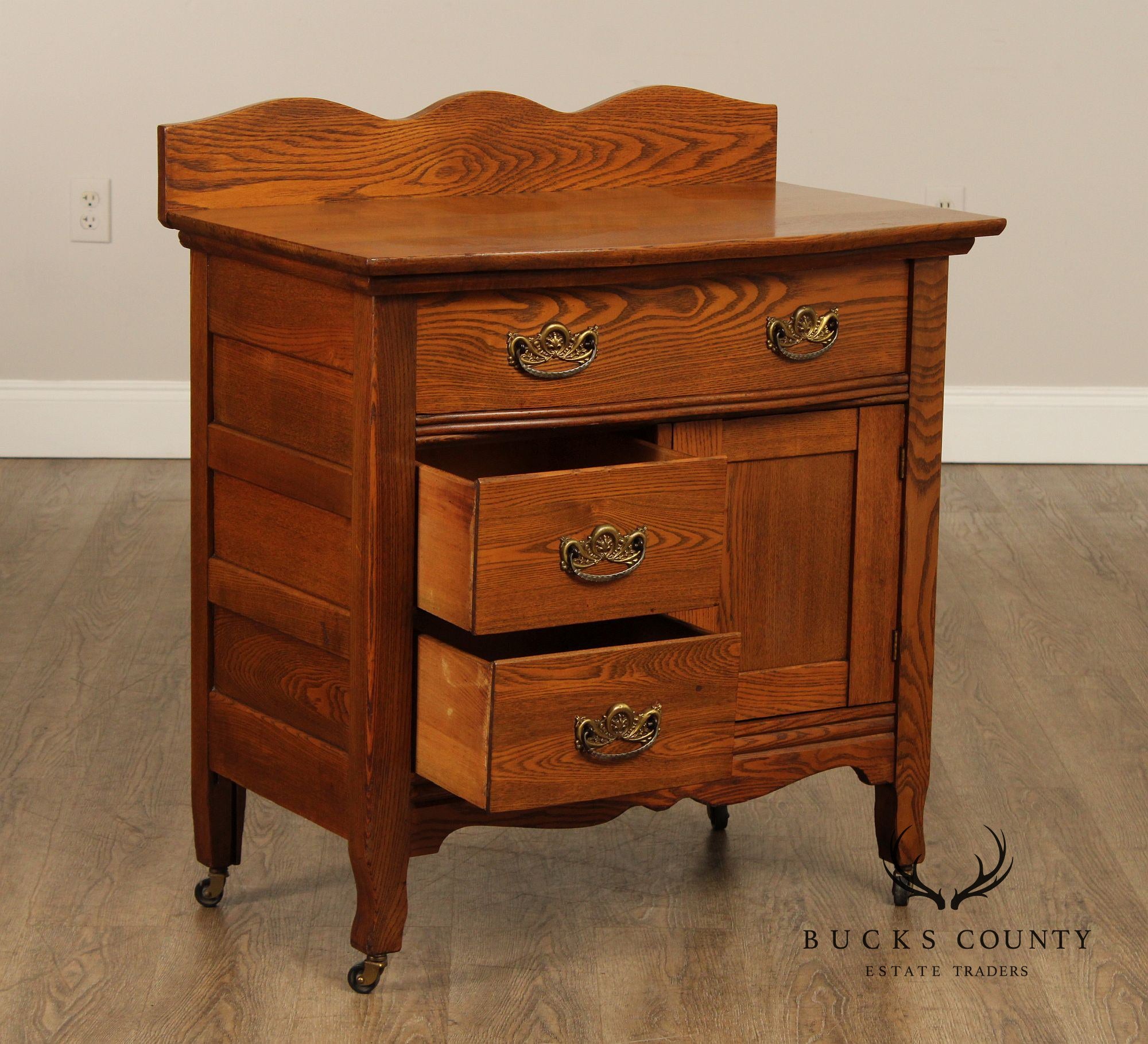 Antique Victorian Oak Wash Stand