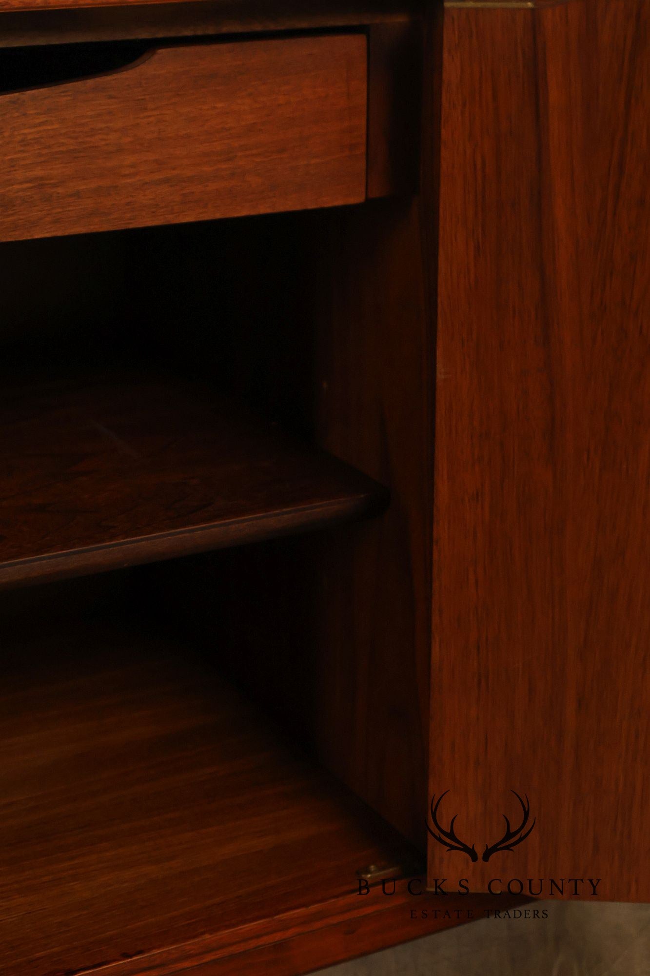 Jack Cartwright Founders Mid Century Modern Walnut Credenza Sideboard