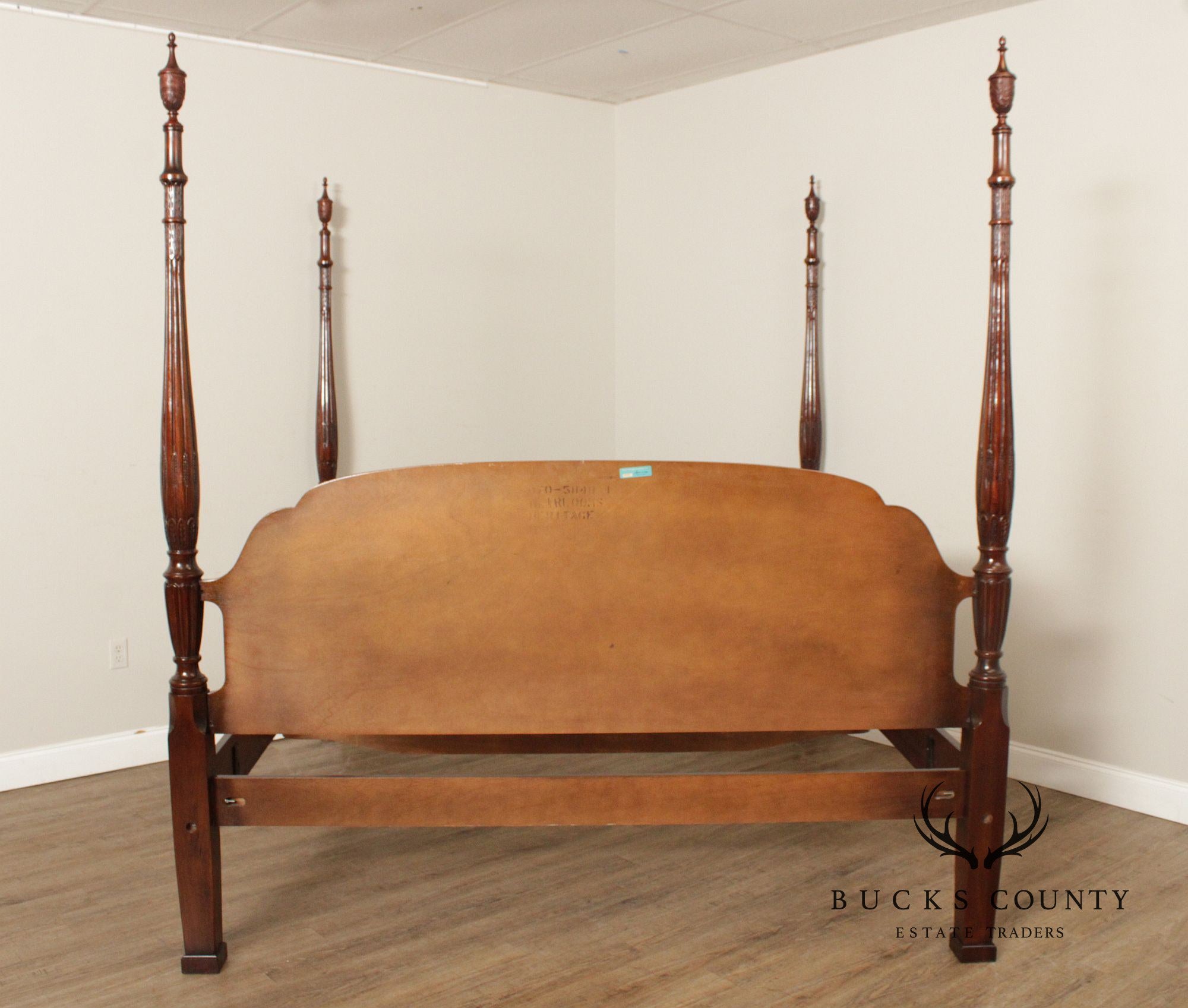 Drexel Heritage 'Heirlooms' Mahogany King Poster Rice Bed