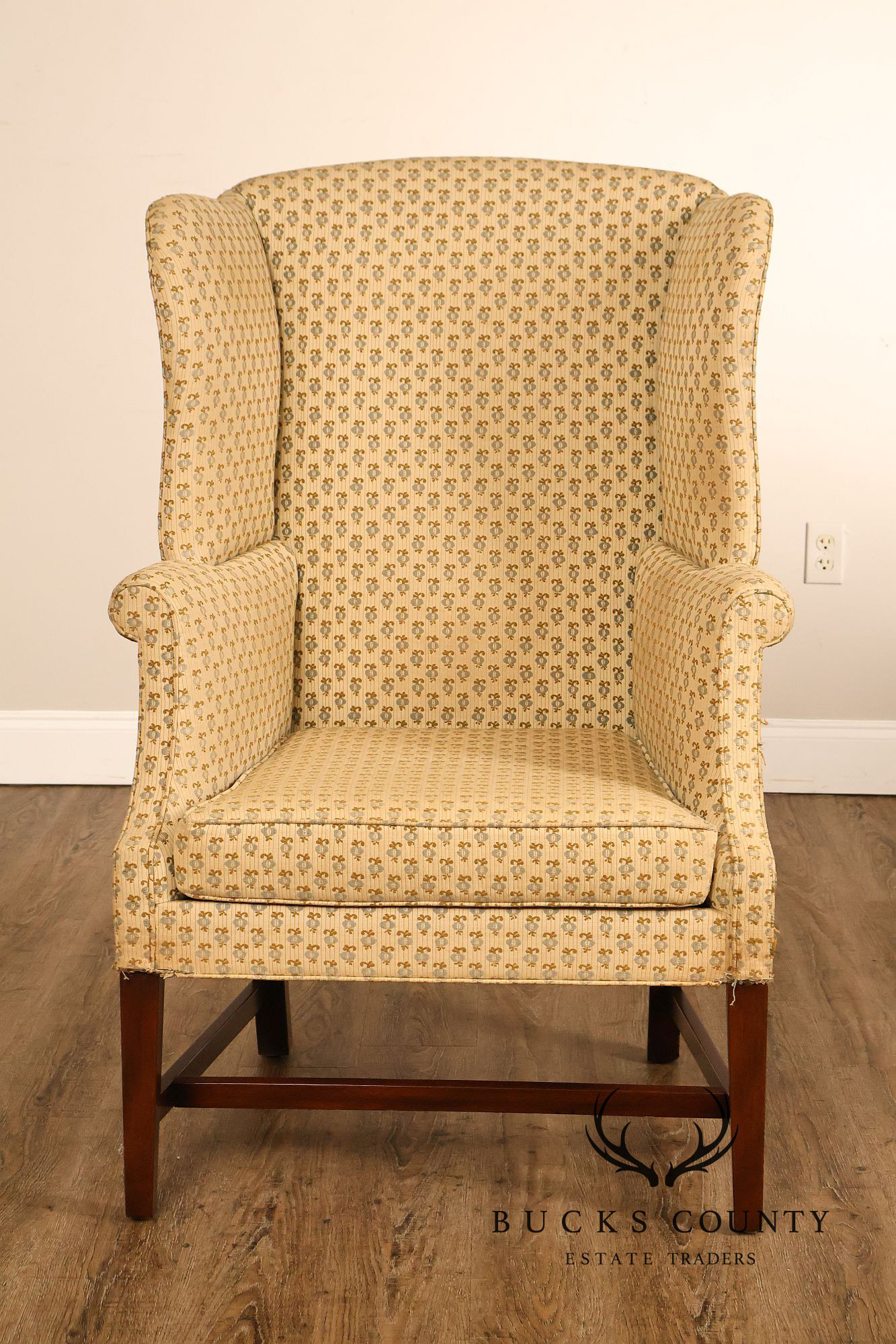 Kittinger Williamsburg Adaptation Mahogany Wing Chair