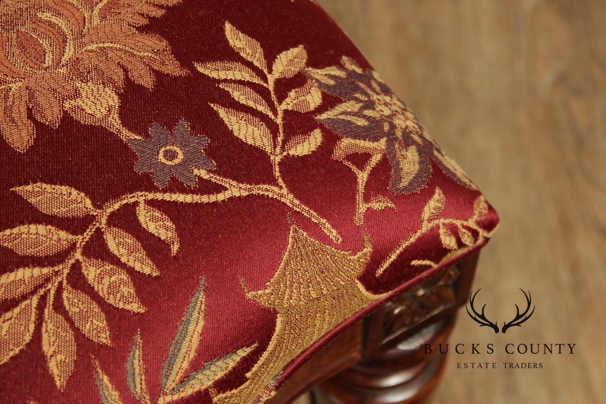 Century Furniture Set of Eight Wheat Sheaf Dining Chairs