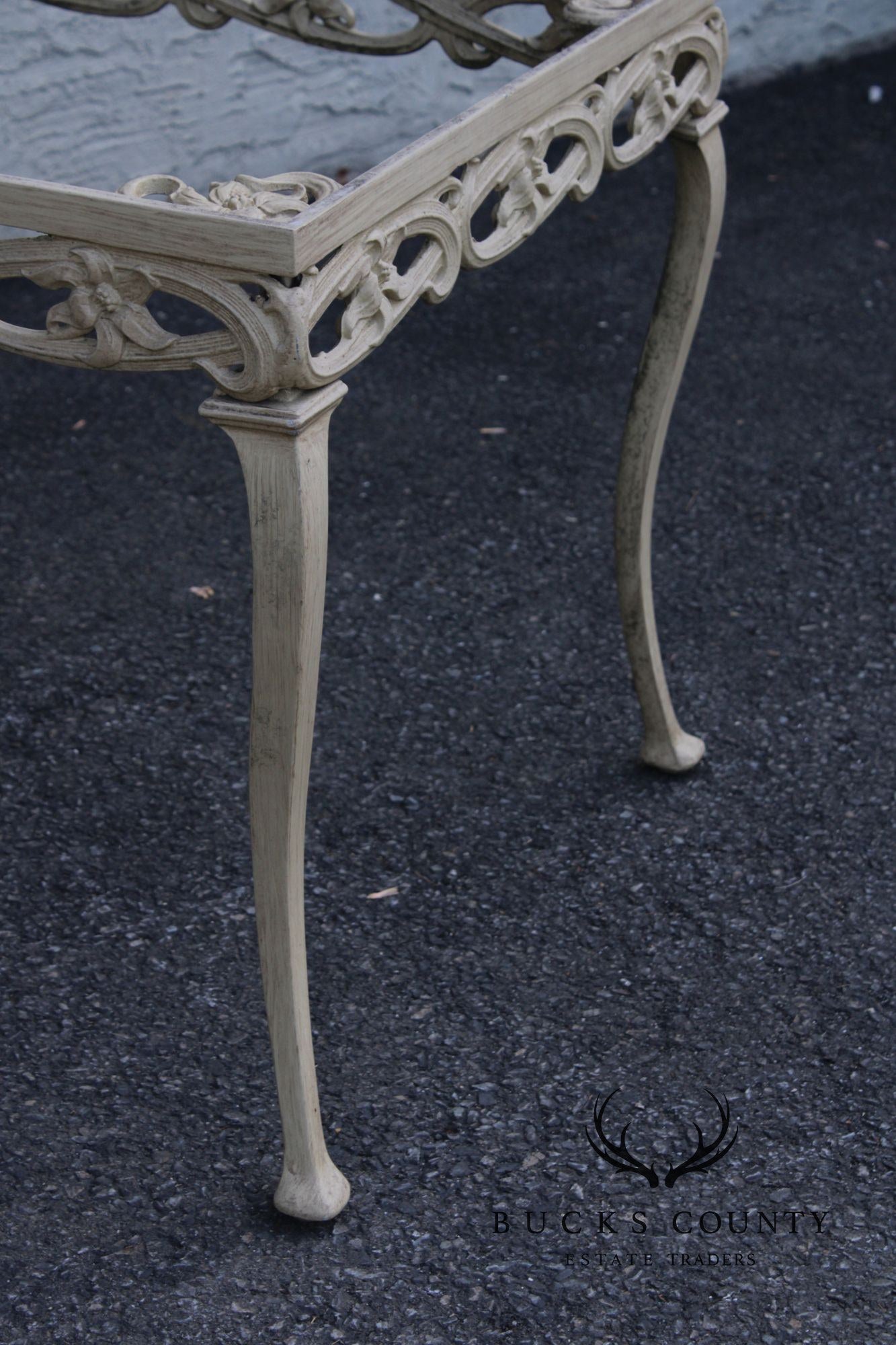 BROWN JORDAN CAST ALUMINUM 'DAY LILY' OUTDOOR PATIO SIDE TABLE