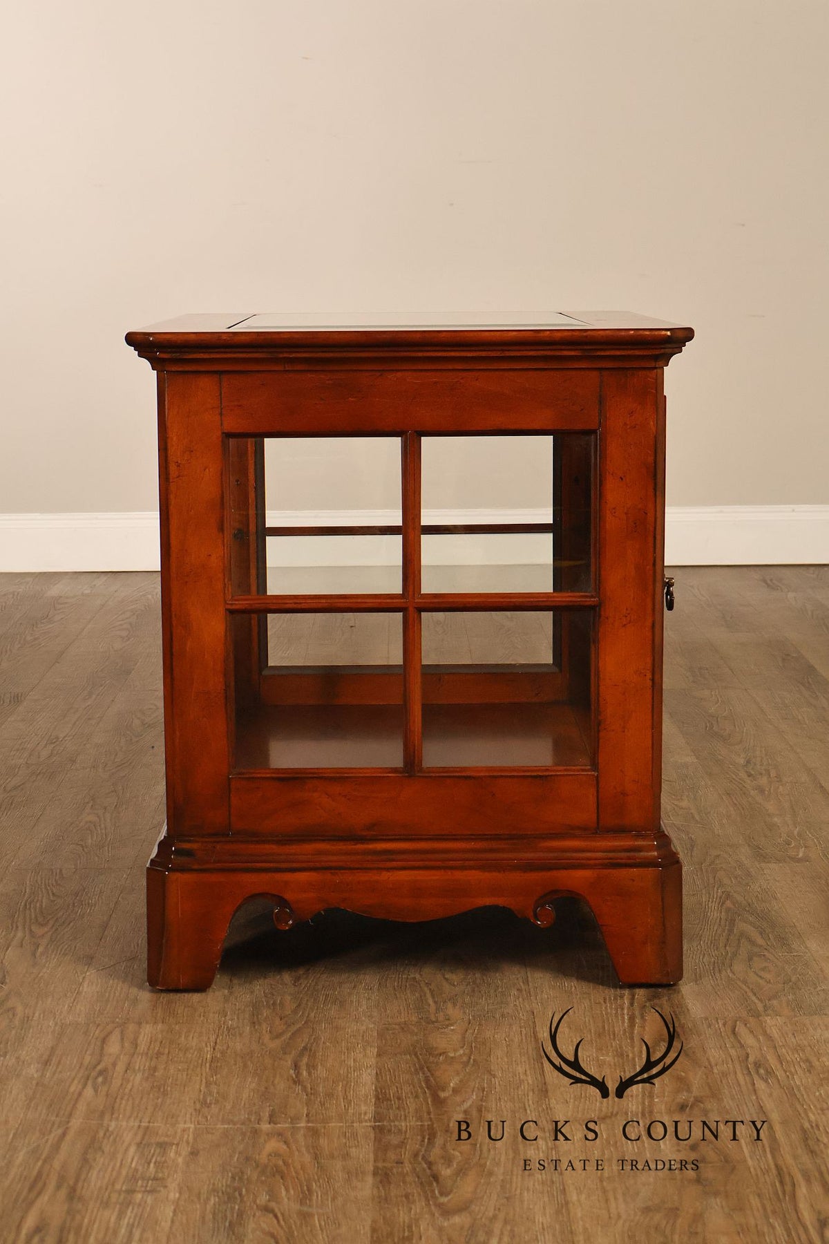 Traditional Cherry Finish Glass Display End Table