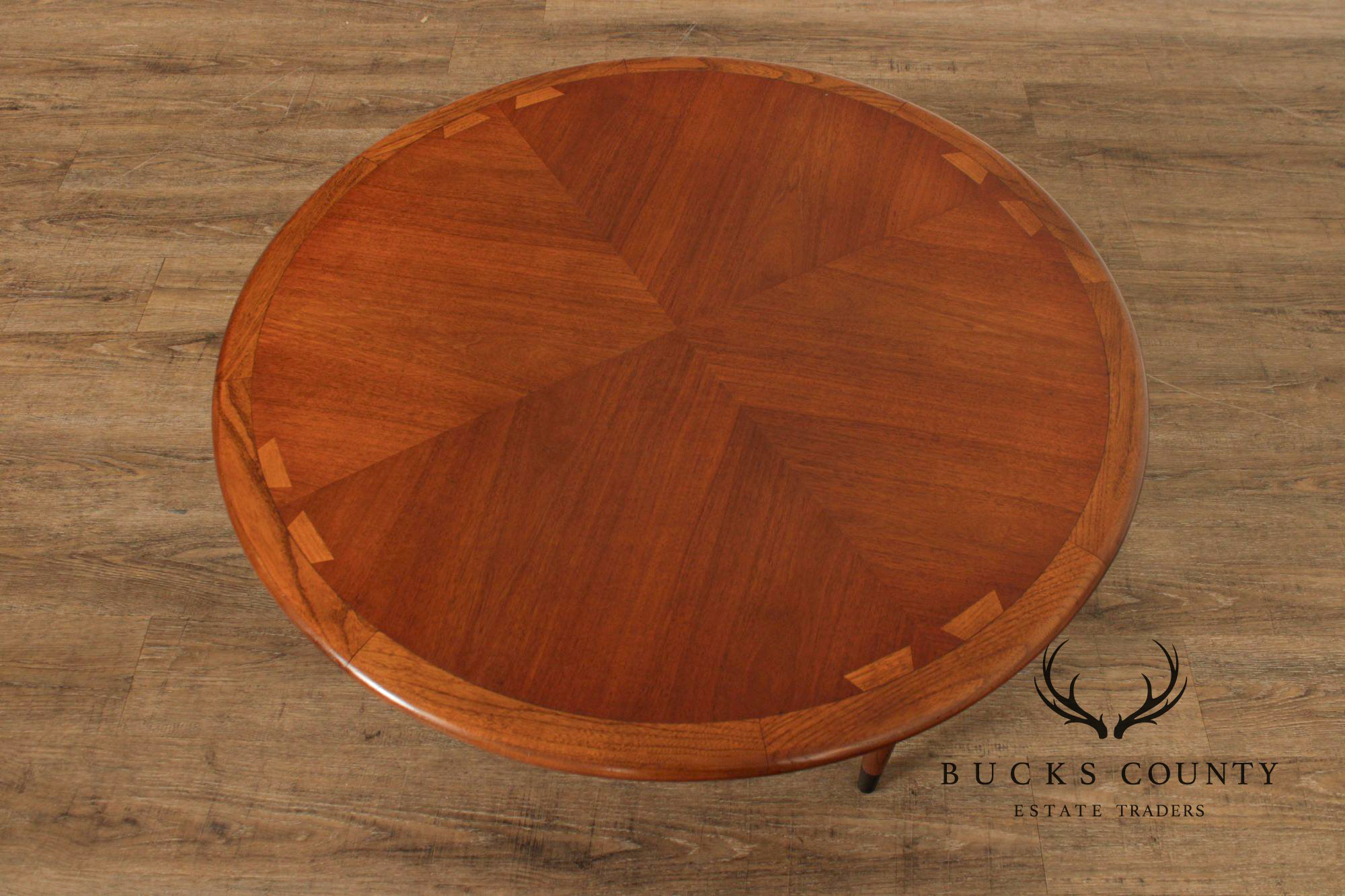 Lane 'Acclaim' Mid Century Modern Round Walnut Coffee table