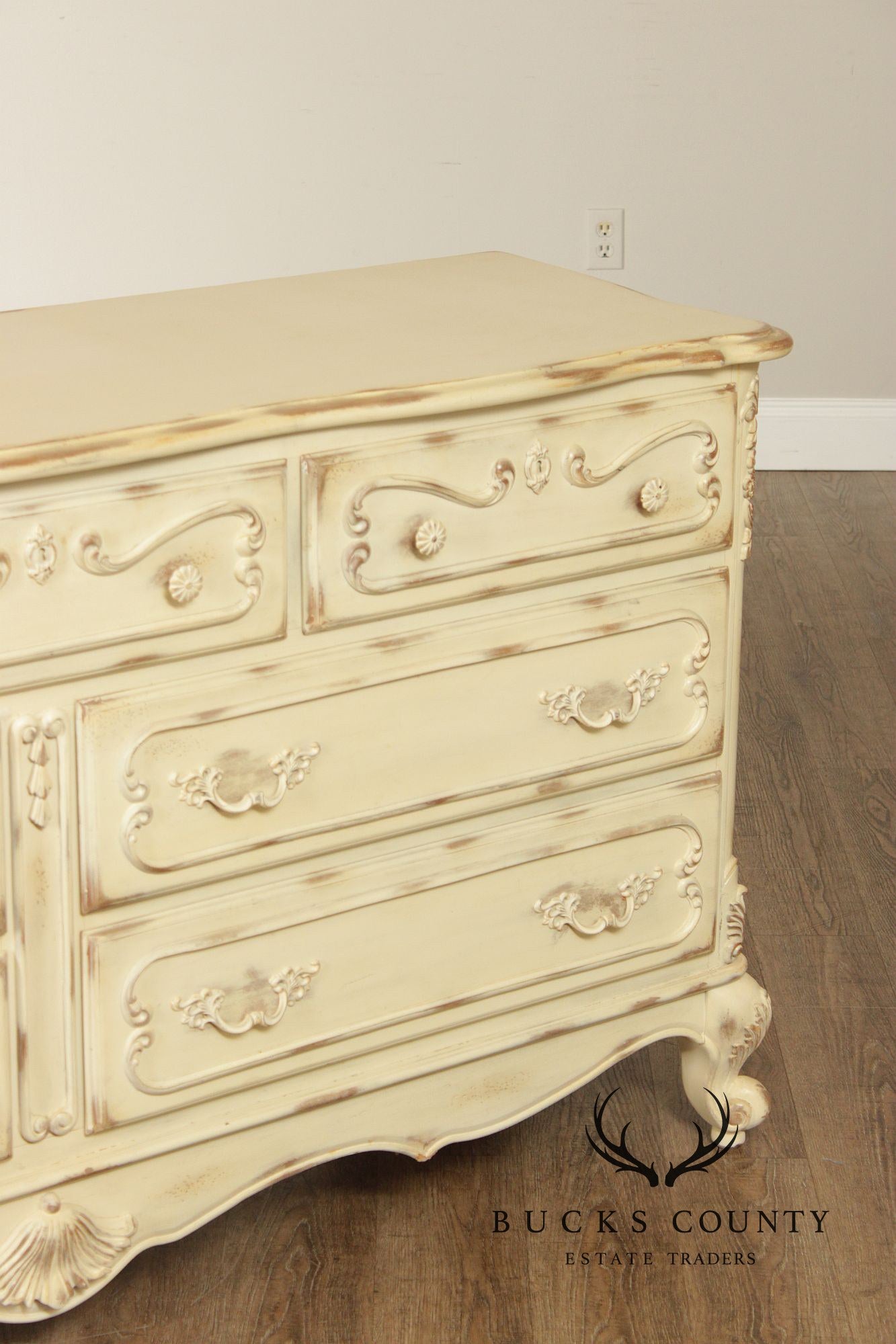 Lane French Provincial Style Distressed Cream Seven Drawer Dresser