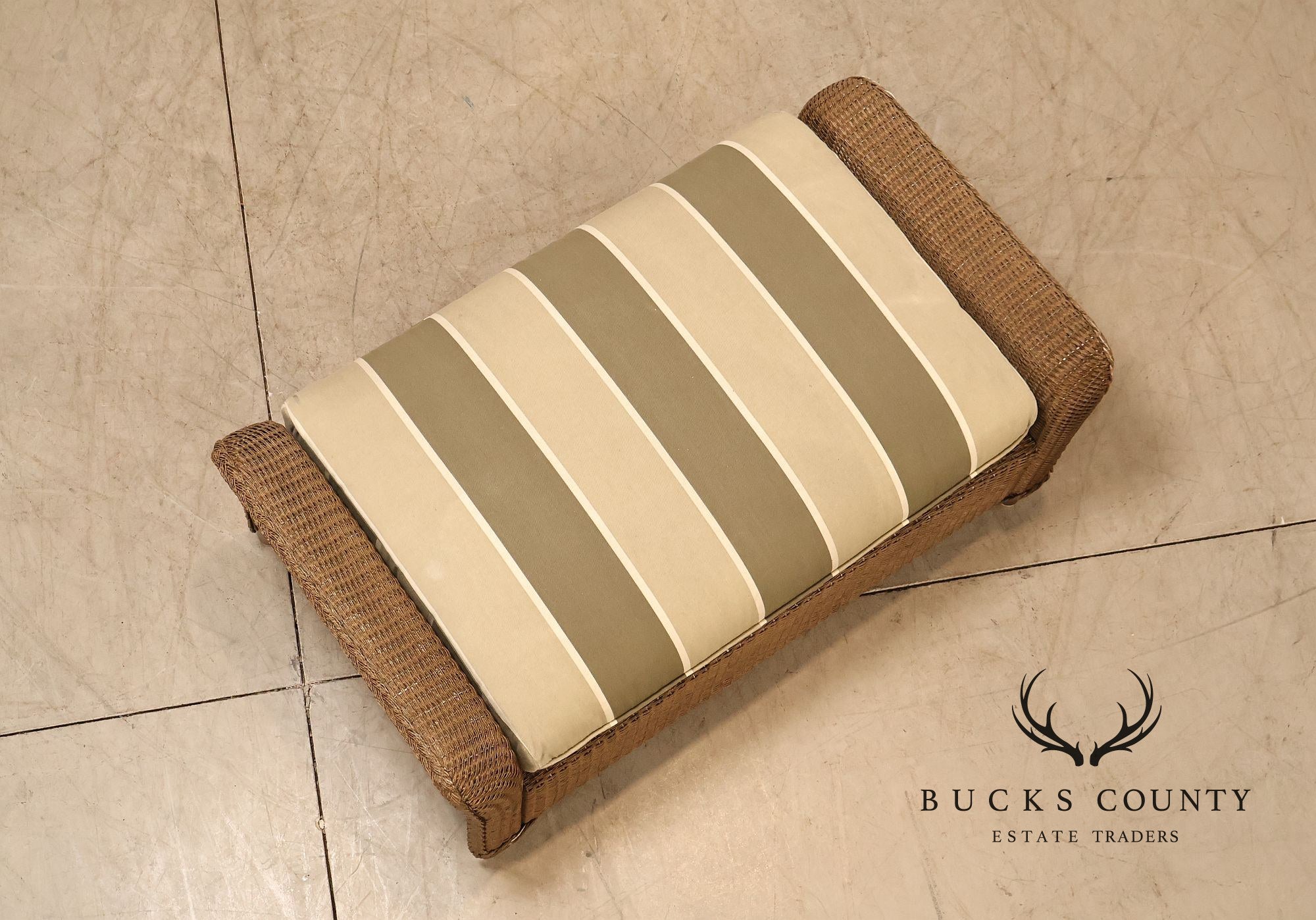 Lloyd Flanders 'Reflections' Outdoor Wicker Ottoman