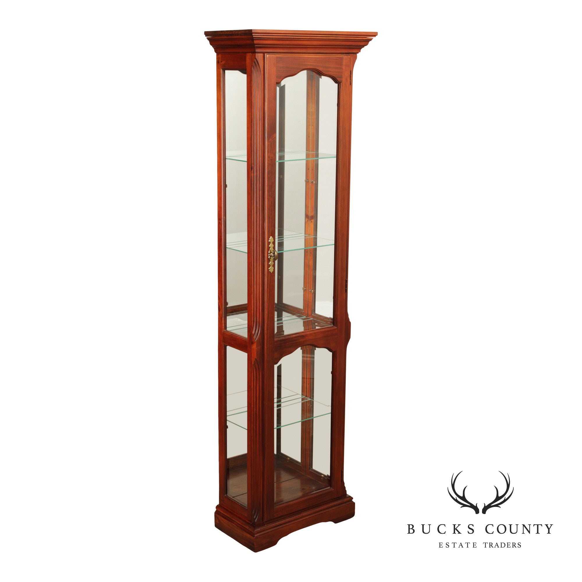 Pulaski Furniture Cherry Curio Cabinet