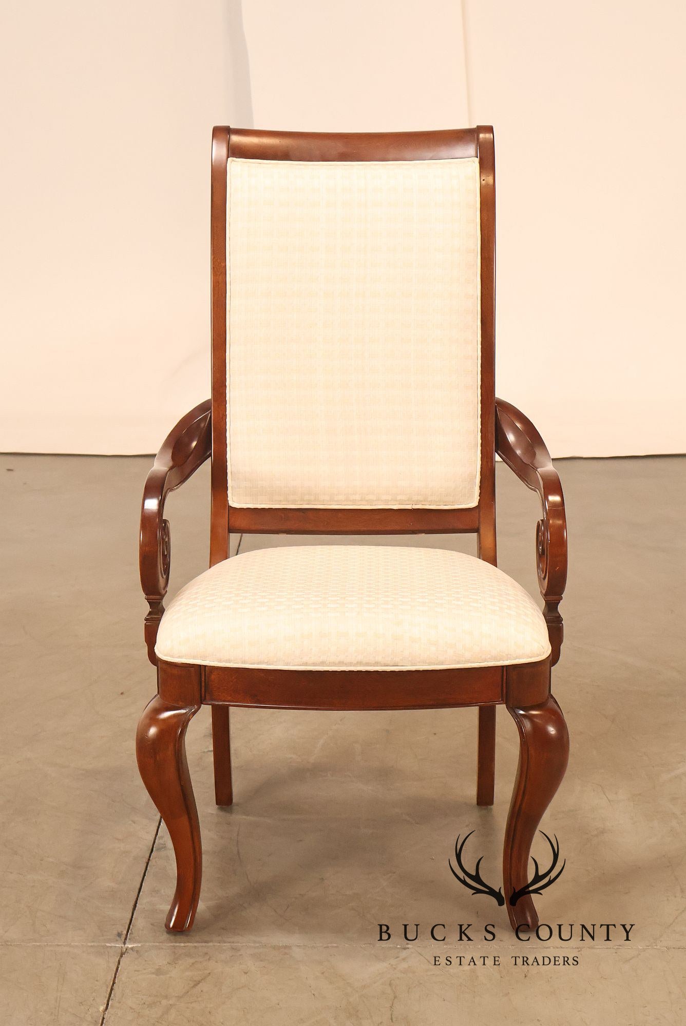 Pennsylvania House Set Of Eight French Style Dining Chairs