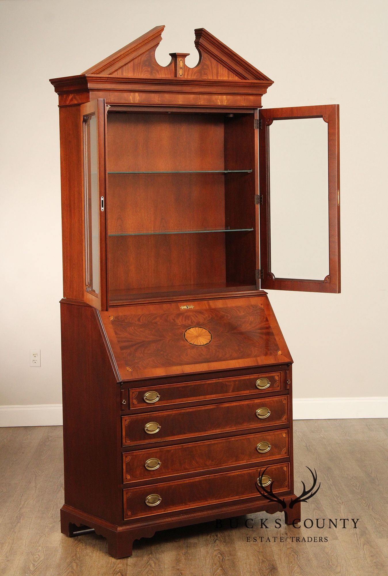 Hekman Hepplewhite Style Mahogany Secretary Bookcase