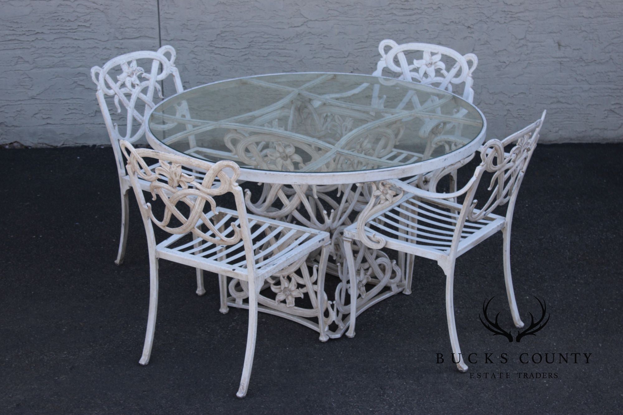 Brown Jordan Five Piece Cast Aluminum 'Day Lily' Outdoor Patio Dining Set