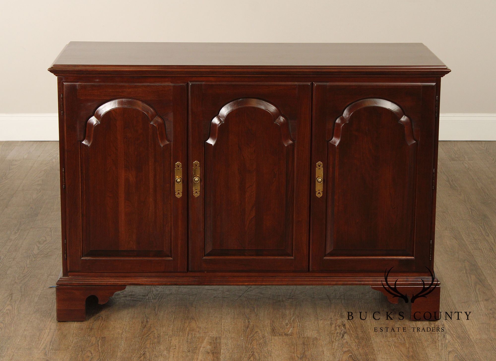 Ethan Allen Georgian Court Cherry Sideboard Media Console