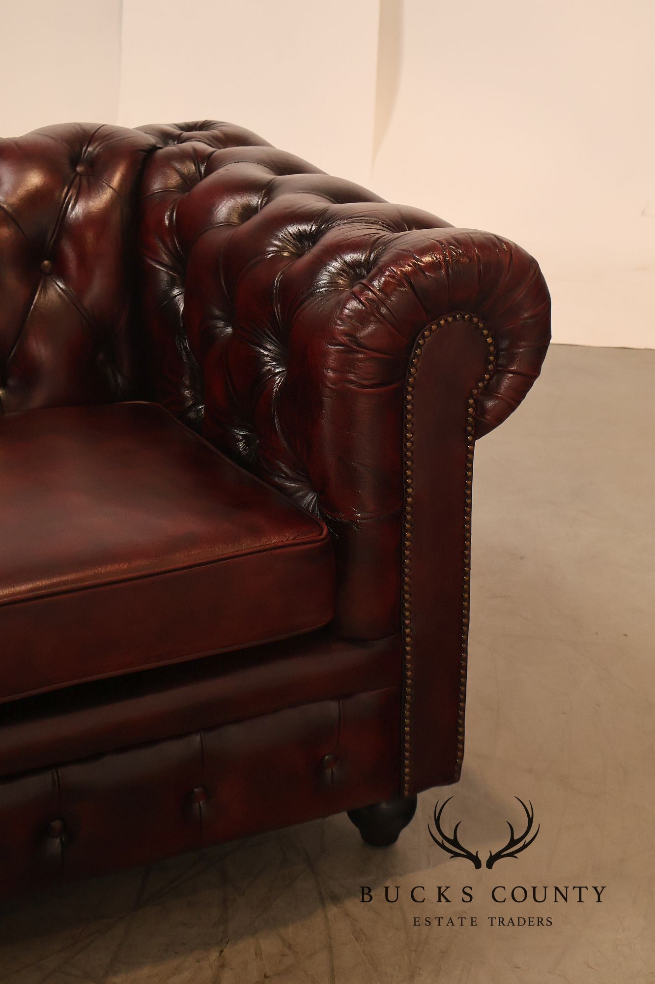 Chesterfield Style Oxford Red Tufted Leather Sofa