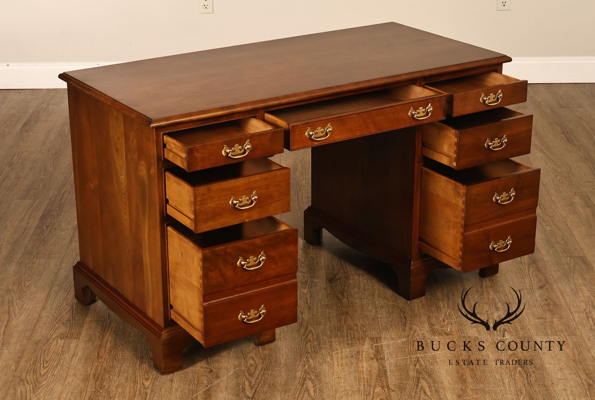 Antique Victorian Giltwood Arched Floor Mirror With Ornate Carved Crest