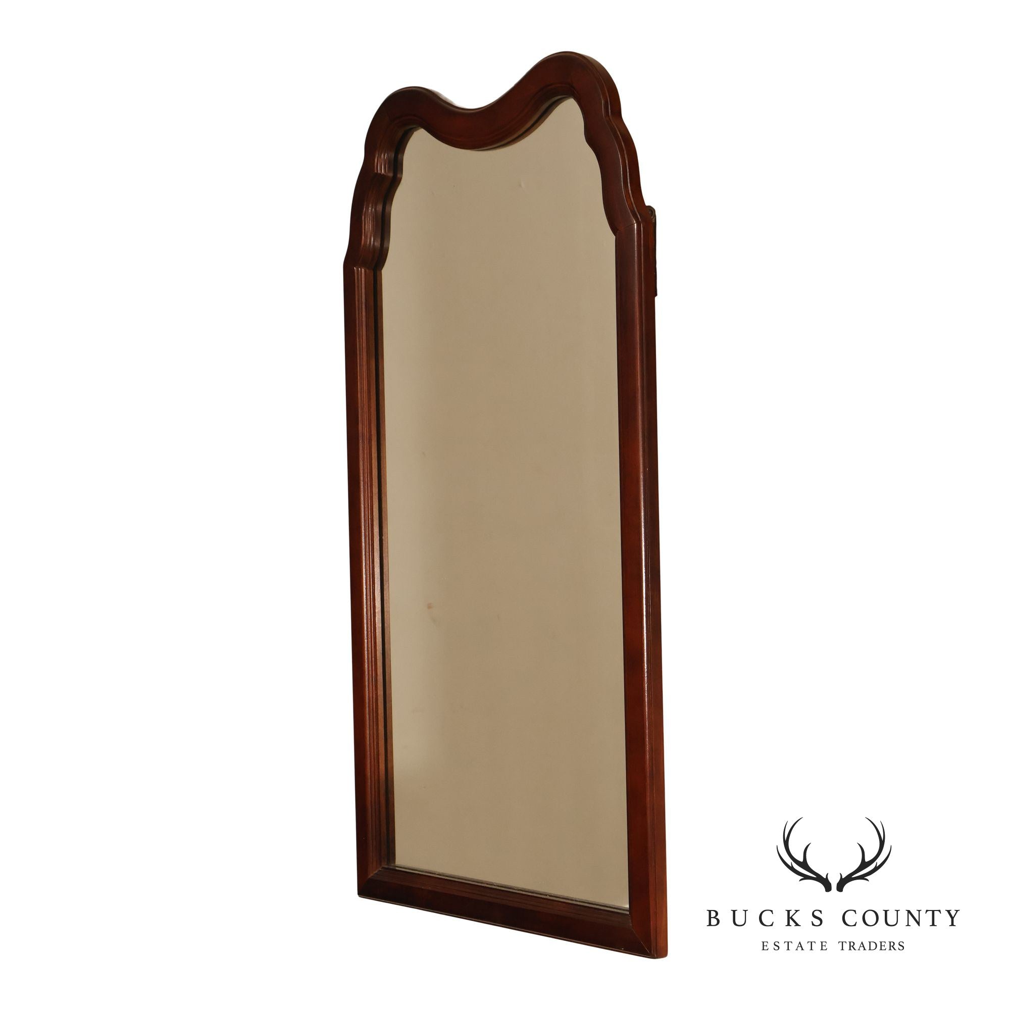 Pulaski Furniture Queen Anne Style Mahogany Wall Mirror