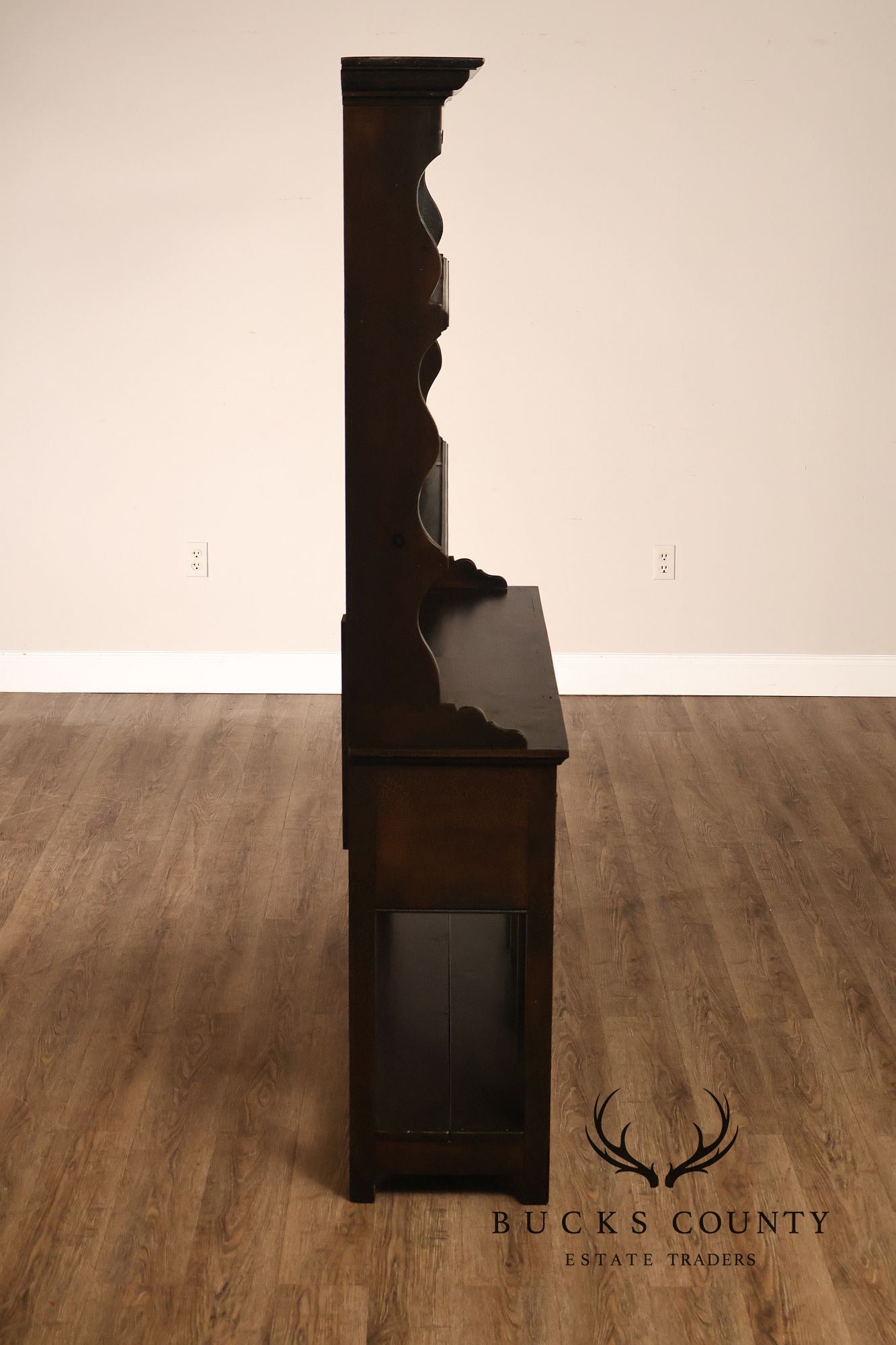 Stephen Von Hohen Country Style Pine Stepback Hutch