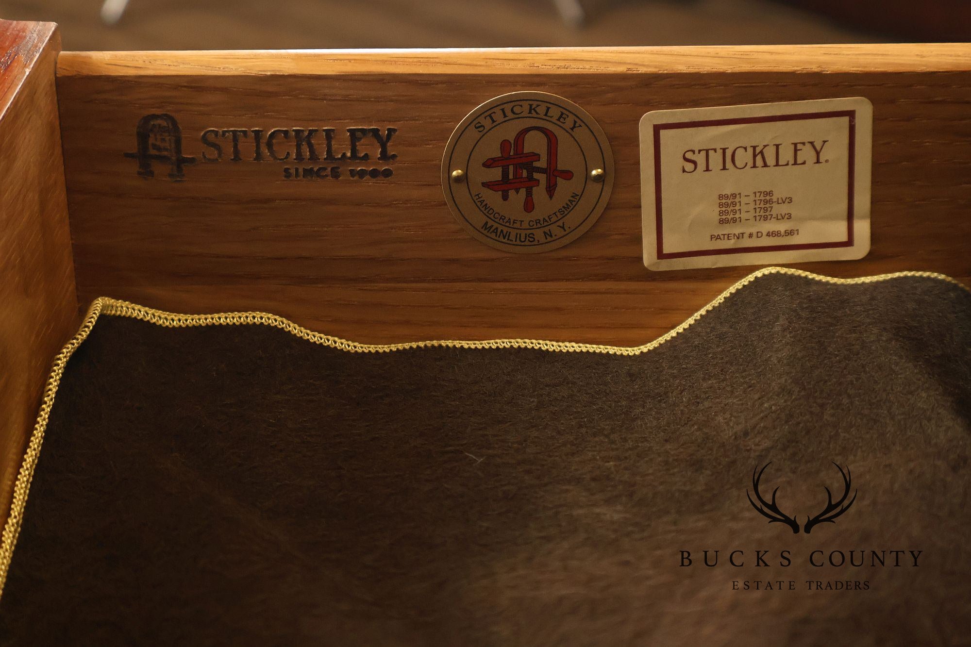 Stickley Mission Collection Oak Harvey Ellis Inlaid Server