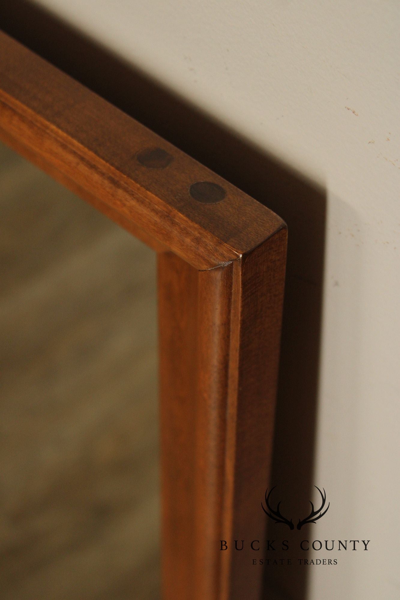 Ethan Allen Heirloom Nutmeg Maple Wall Mirror