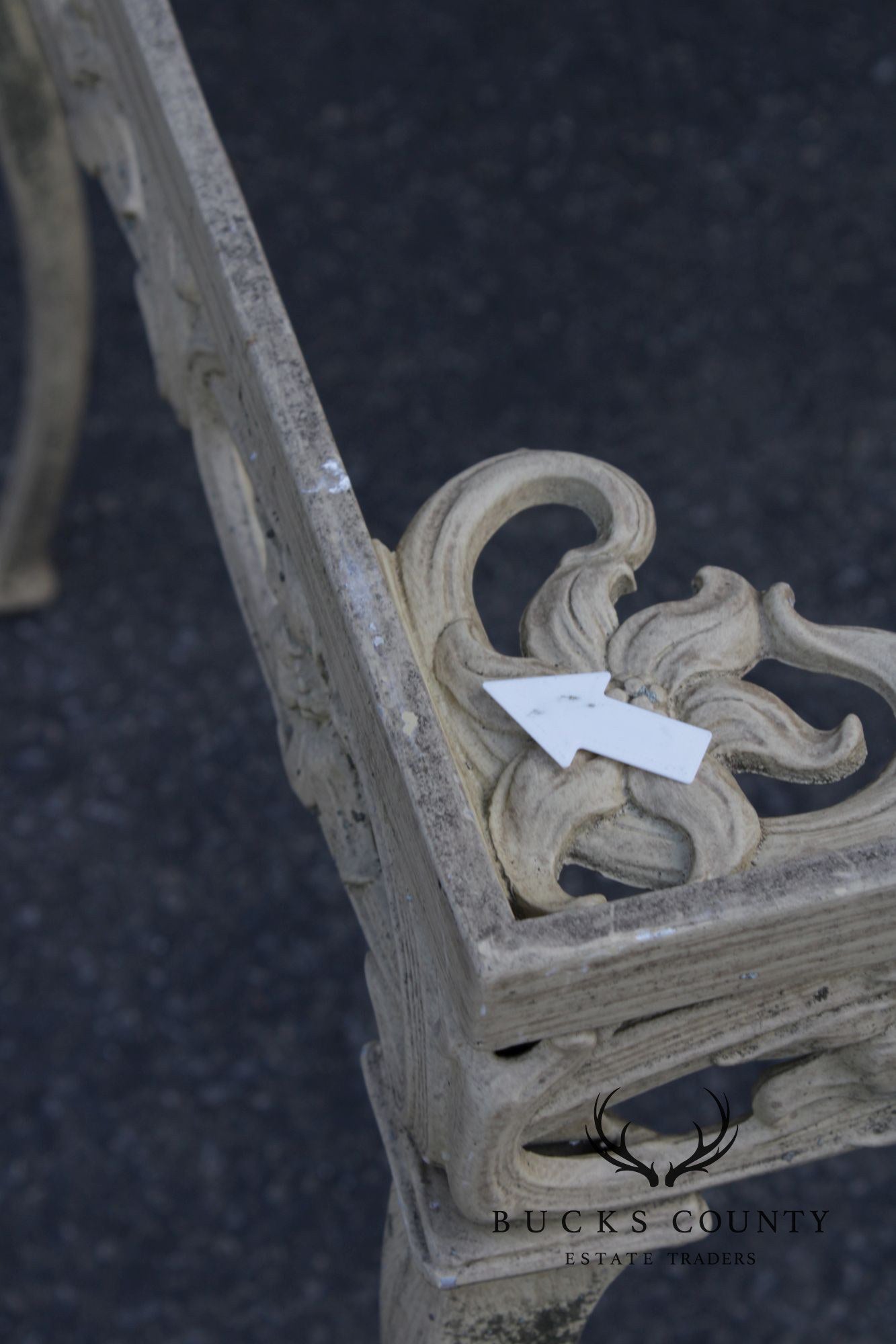 BROWN JORDAN CAST ALUMINUM 'DAY LILY' OUTDOOR PATIO SIDE TABLE