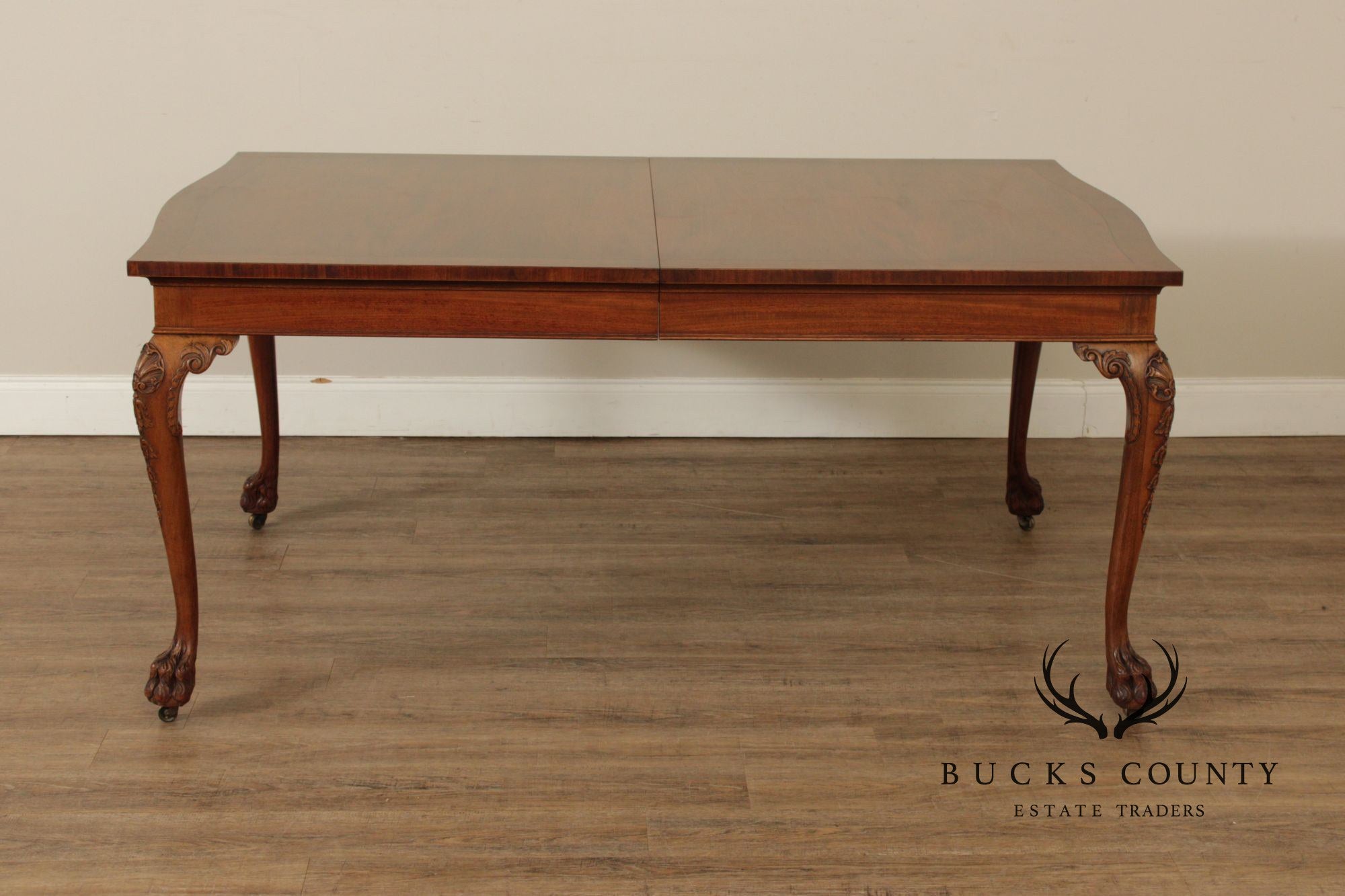 Irish Georgian Style Expandable Mahogany Dining Table