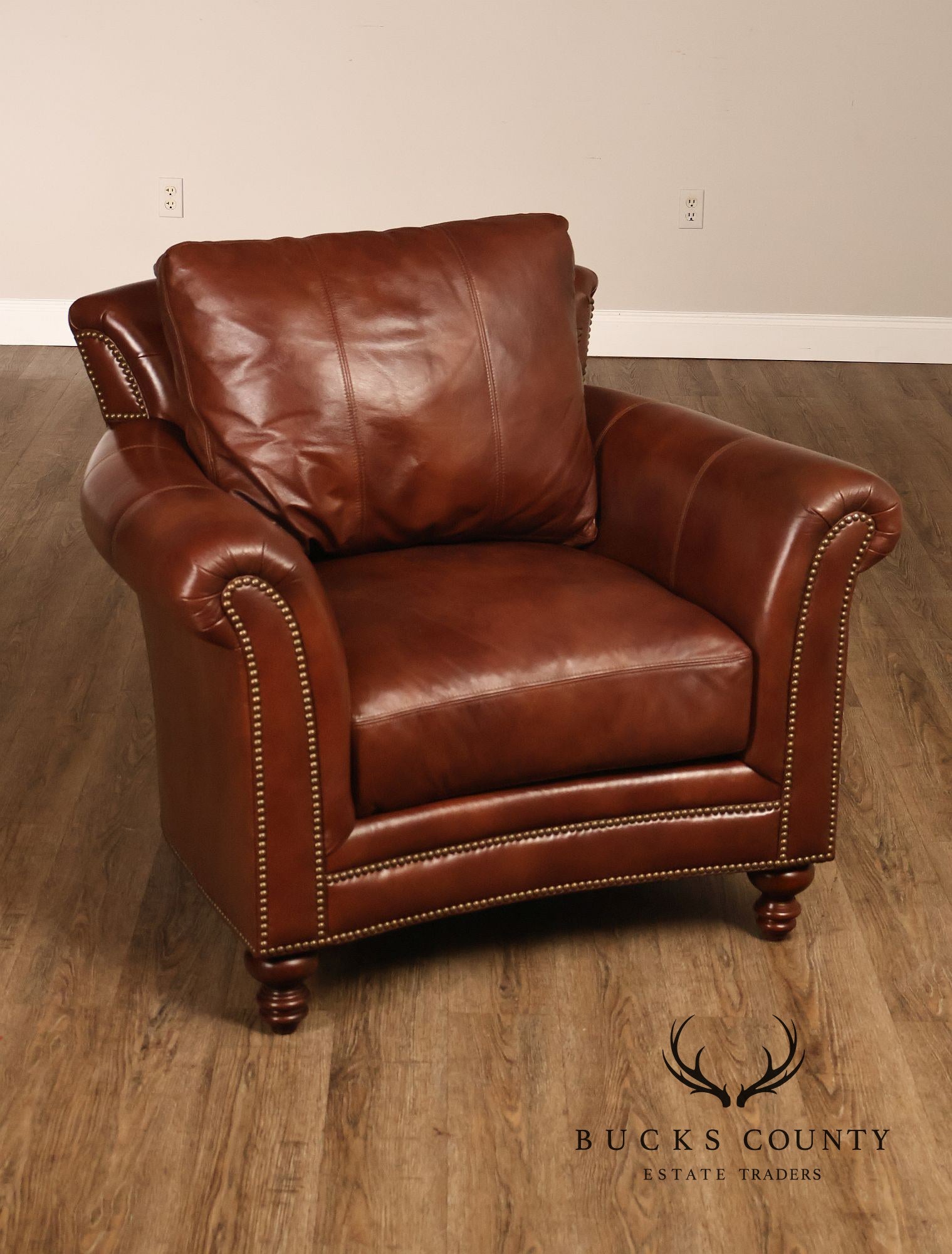 Bradington Young Traditional Style Leather Stationary Chair