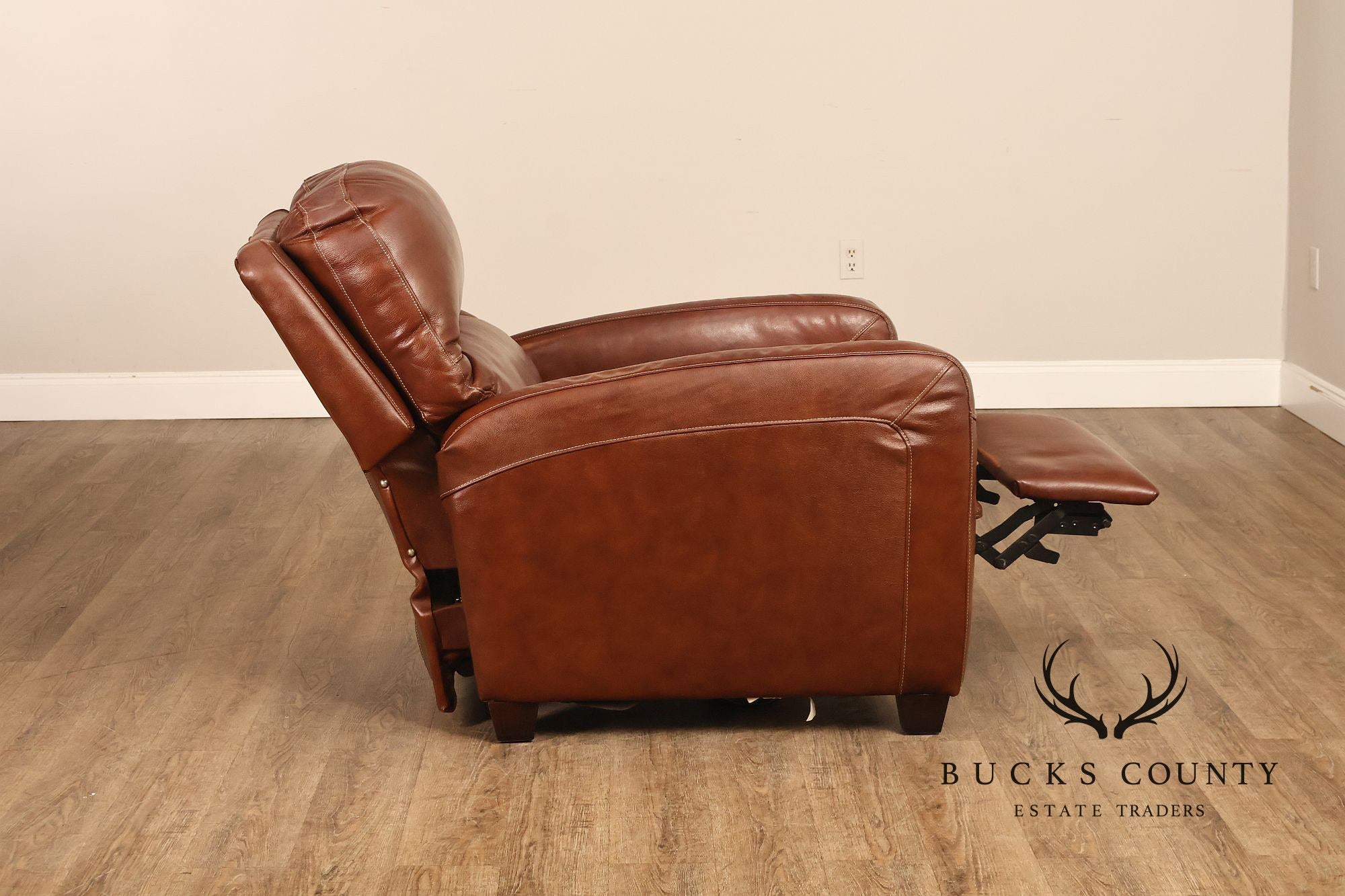 Lane Furniture Leather Reclining Armchair