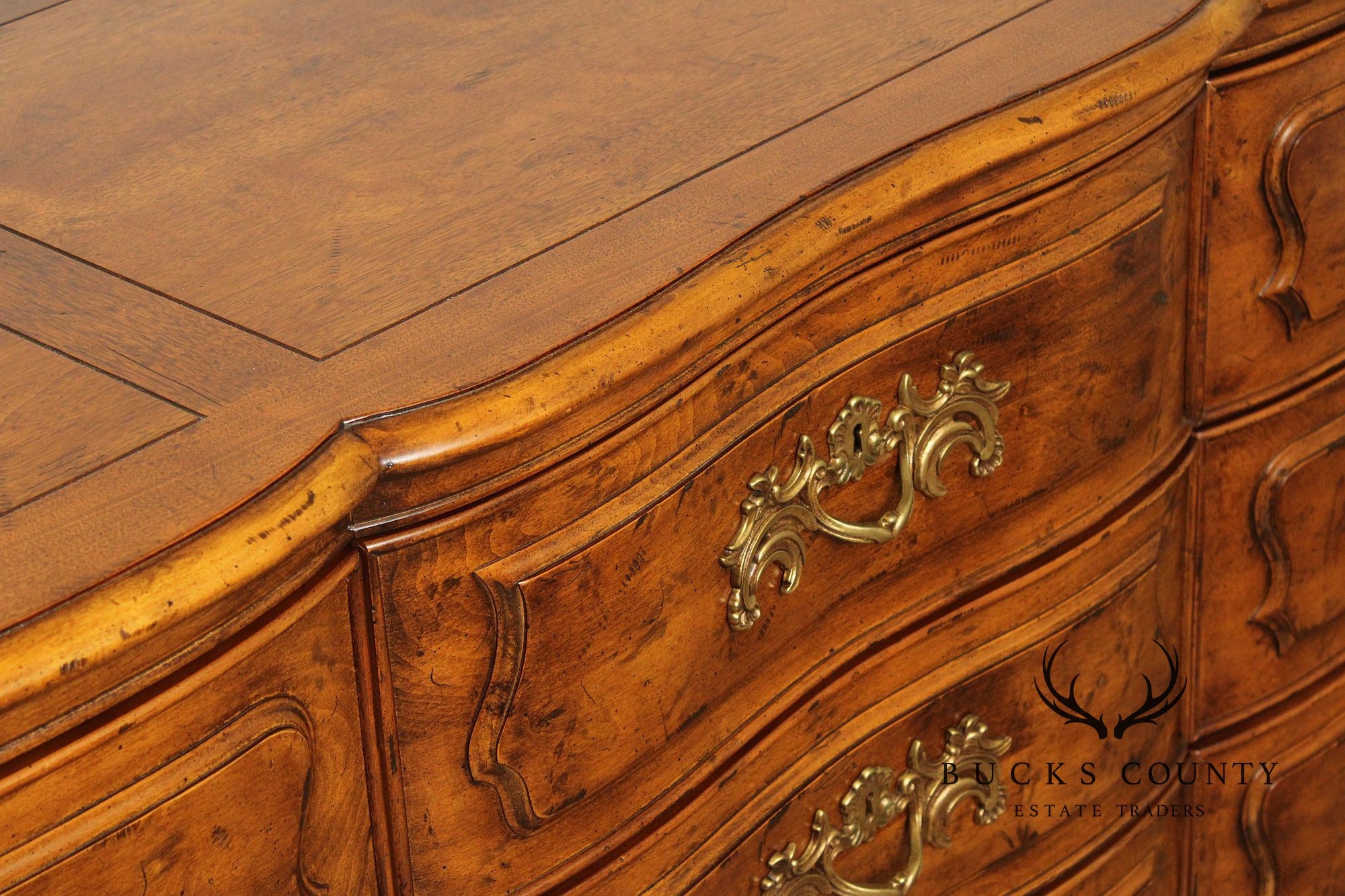 Henredon 'Villandry' French Louis XV Style Walnut Triple Dresser