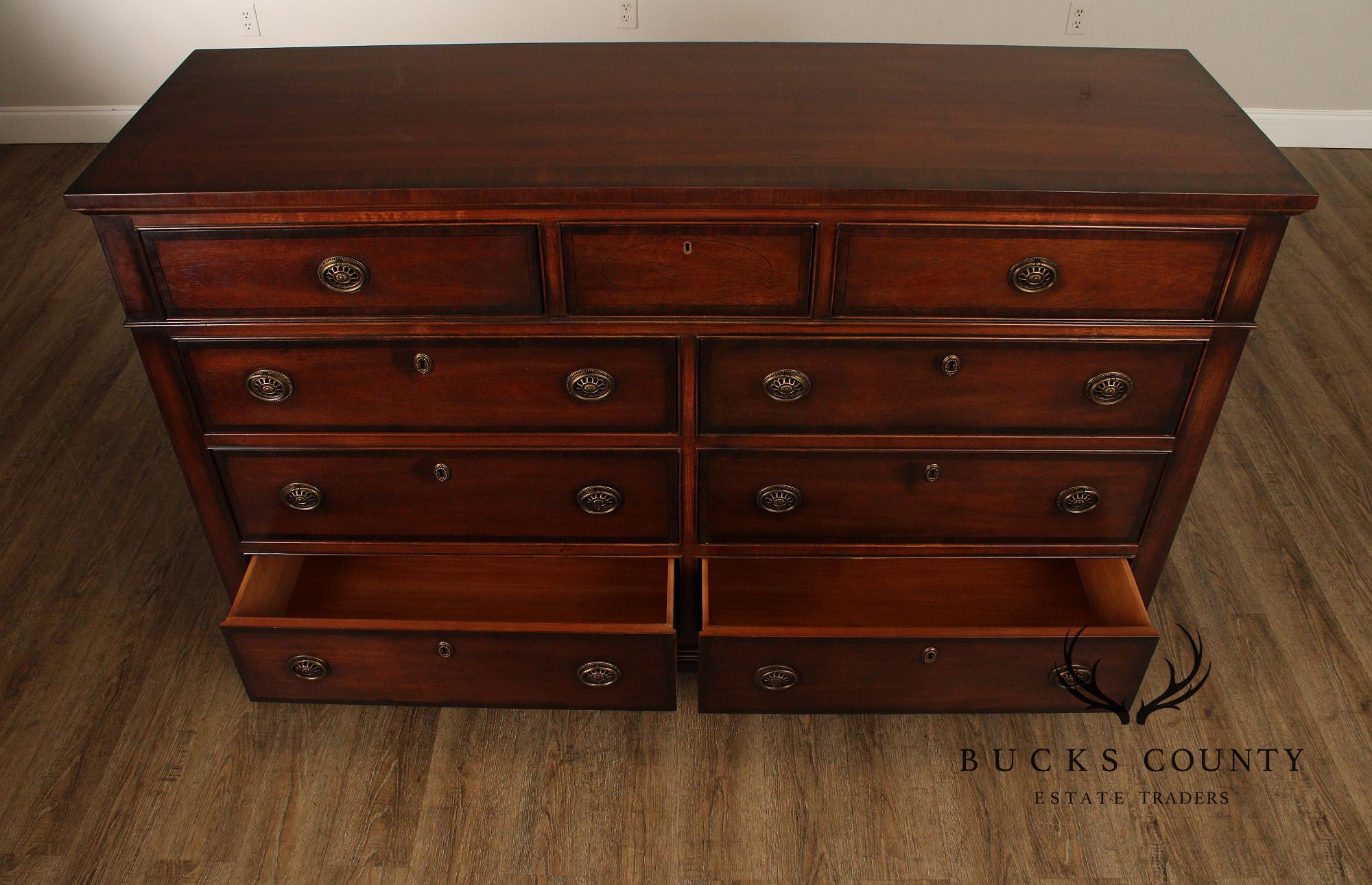 Henredon Georgian Style Mahogany Double Chest