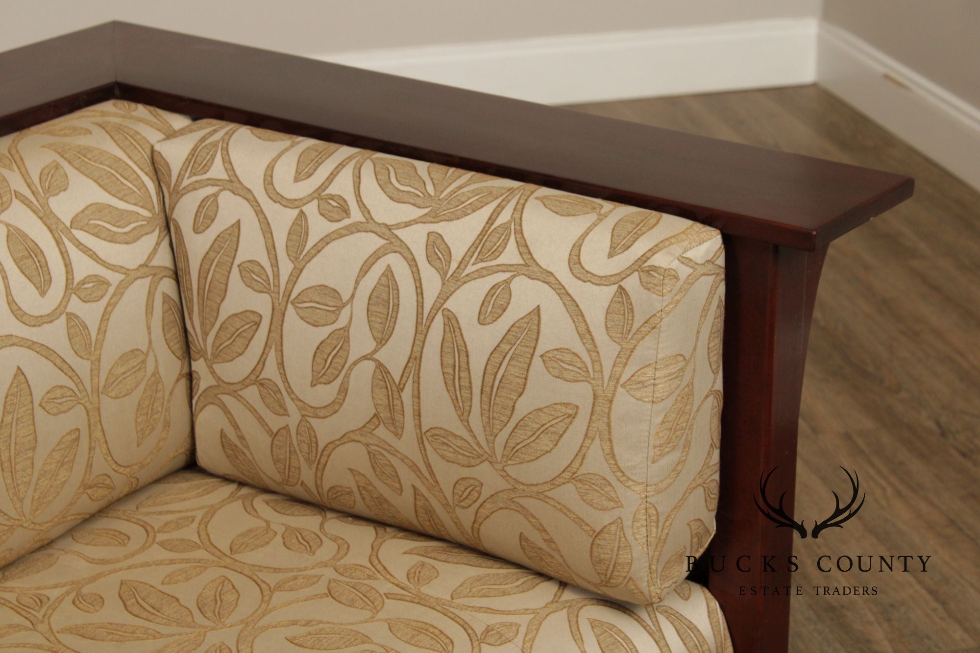 Stickley Mission Collection Cherry Prairie Settle