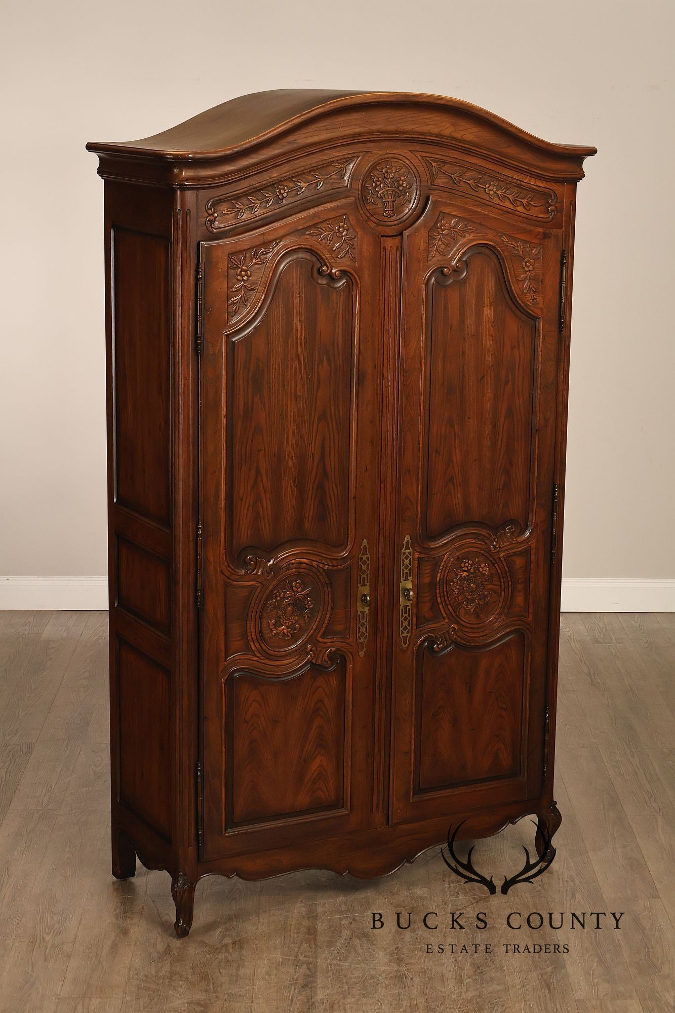 Henredon Four Centuries Collection French Louis XV Style Carved Oak Armoire