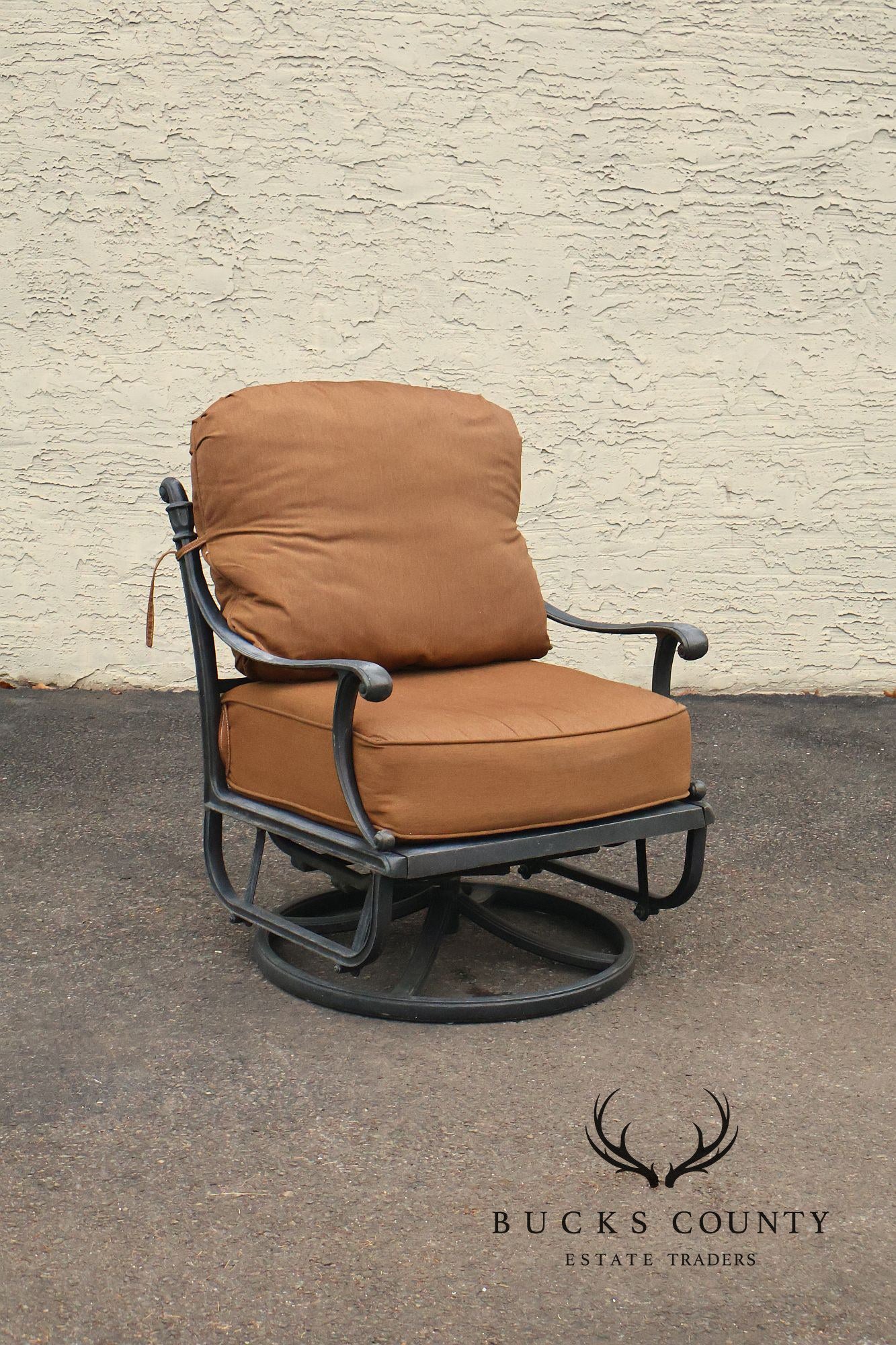 Cast Aluminum Pair Of Outdoor Swivel Lounge Chairs With Cushions