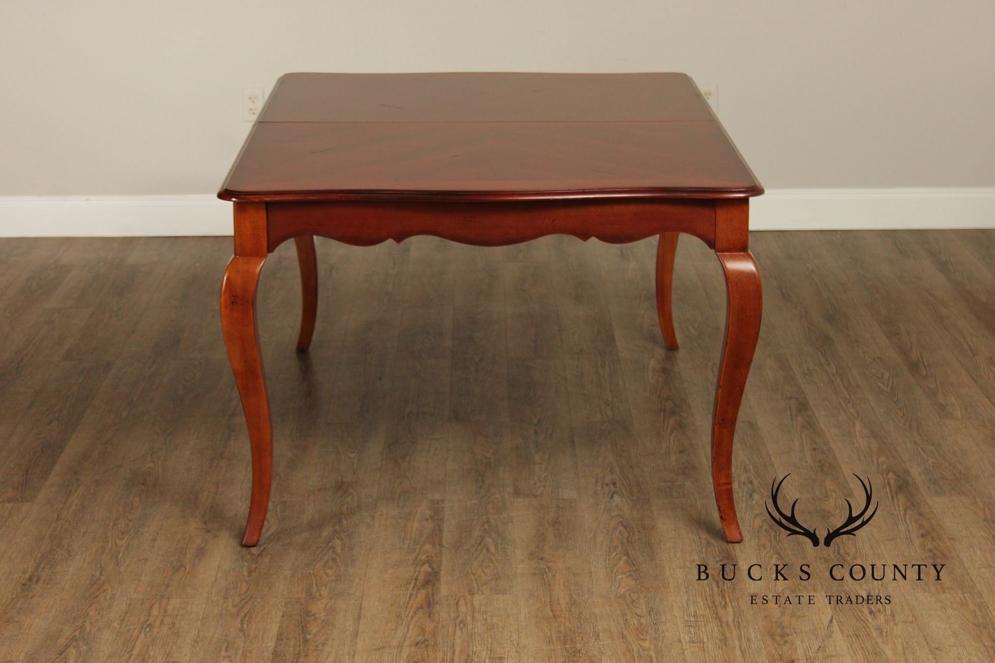 HICKORY WHITE ITALIAN PROVINCIAL STYLE CHERRY CHATEAU EXTENDABLE DINING TABLE