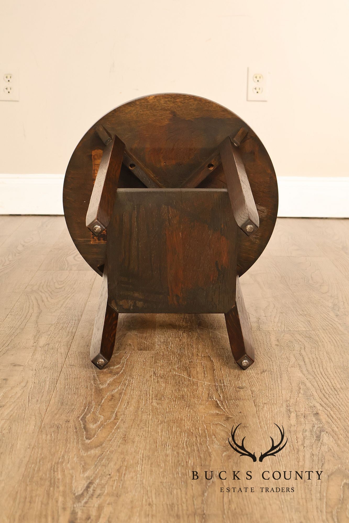 Limbert Mission Quartersawn Oak Round End Table