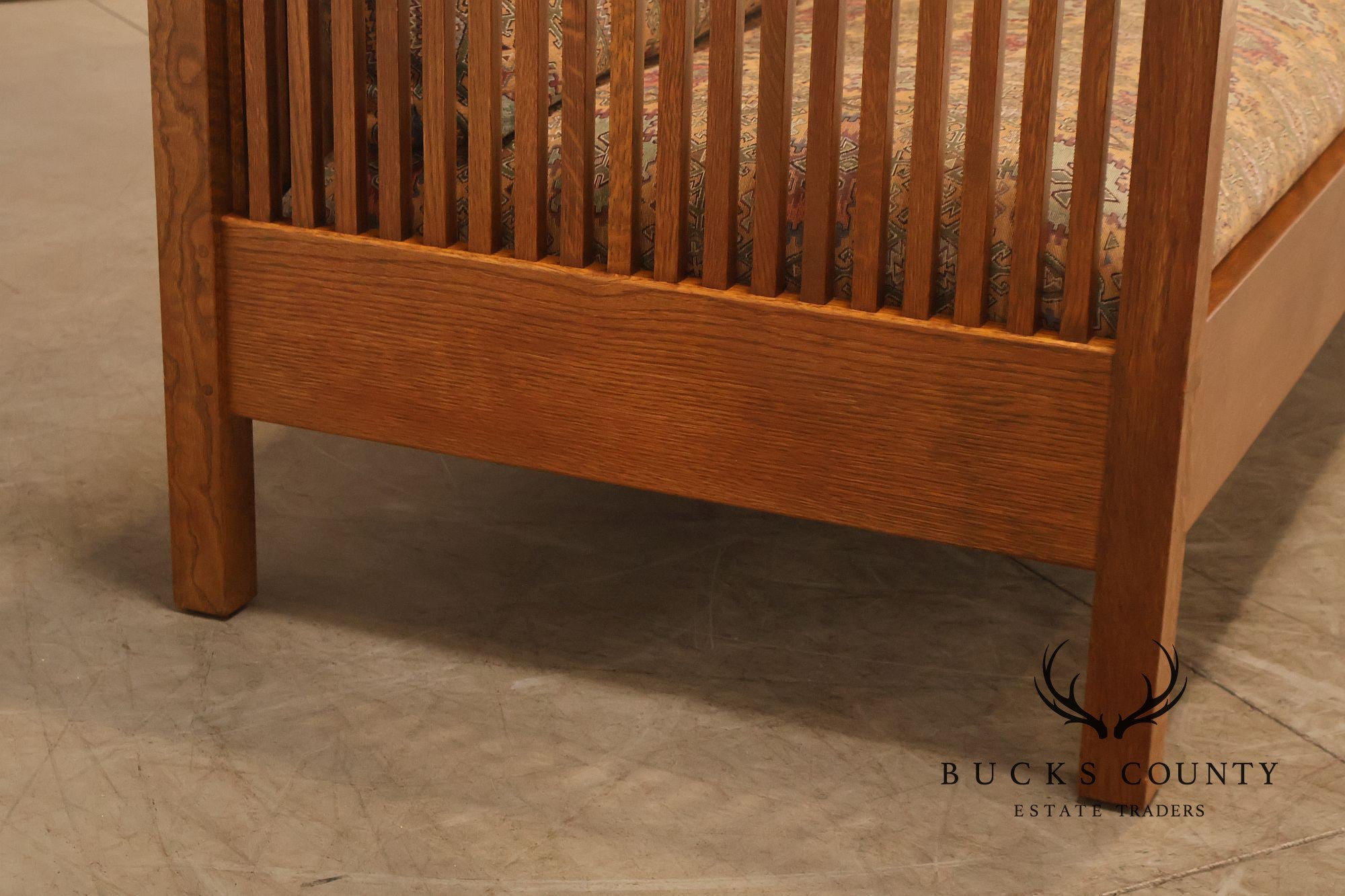 Stickley Mission Collection Oak Spindle Settle