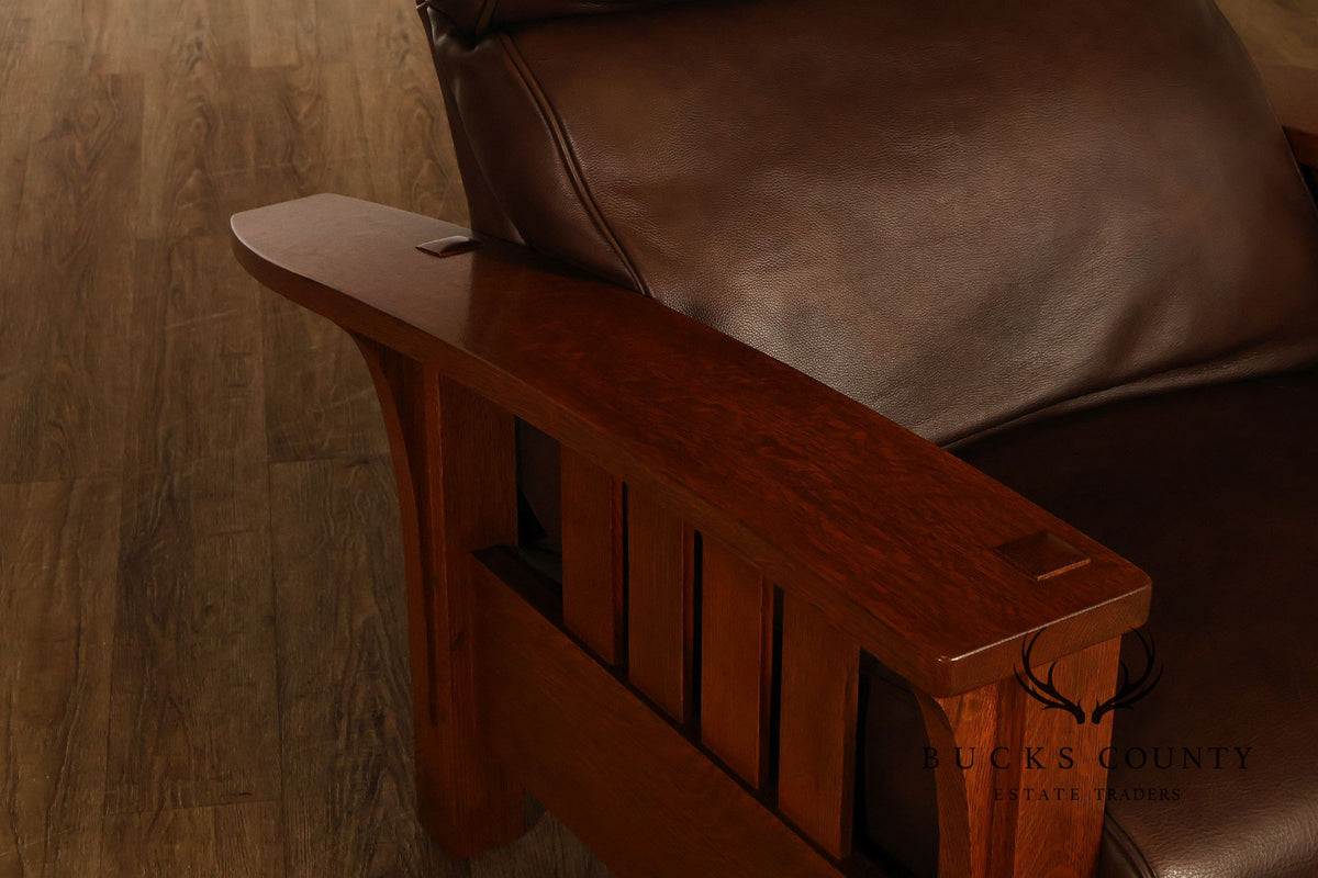 Stickley Mission Collection Pair of Bustle Back Bow Arm Morris Recliners