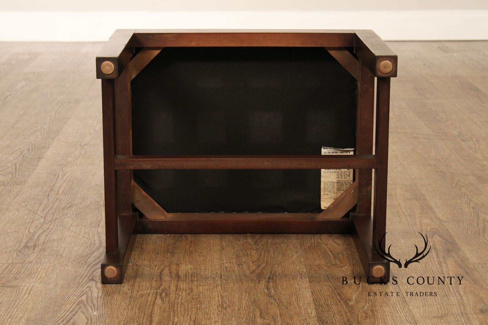 Kittinger Williamsburg Adaptation Chippendale Style Mahogany Bench