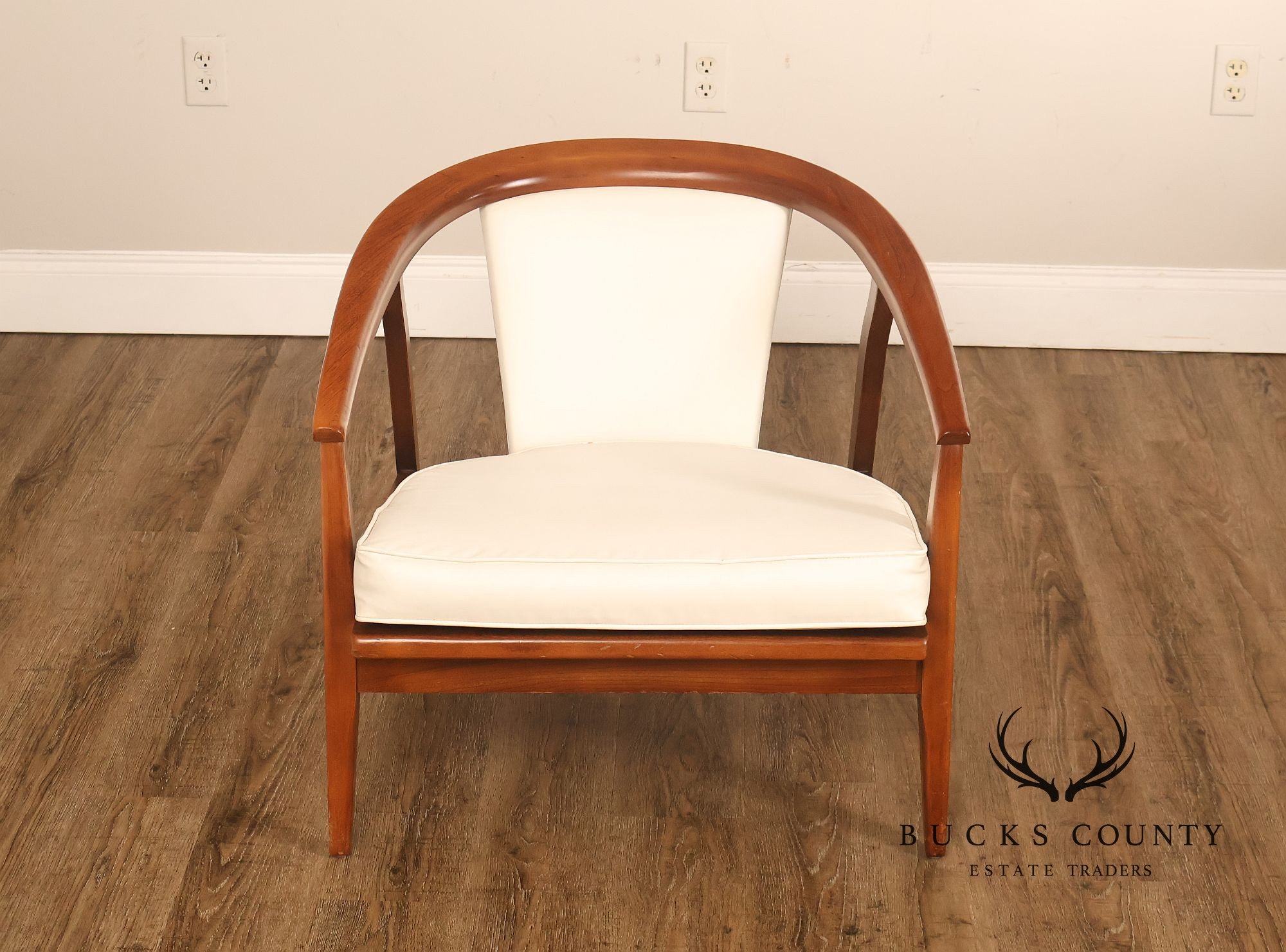 Home Chair Co. Danish Modern Style Curved Back Lounge Chair