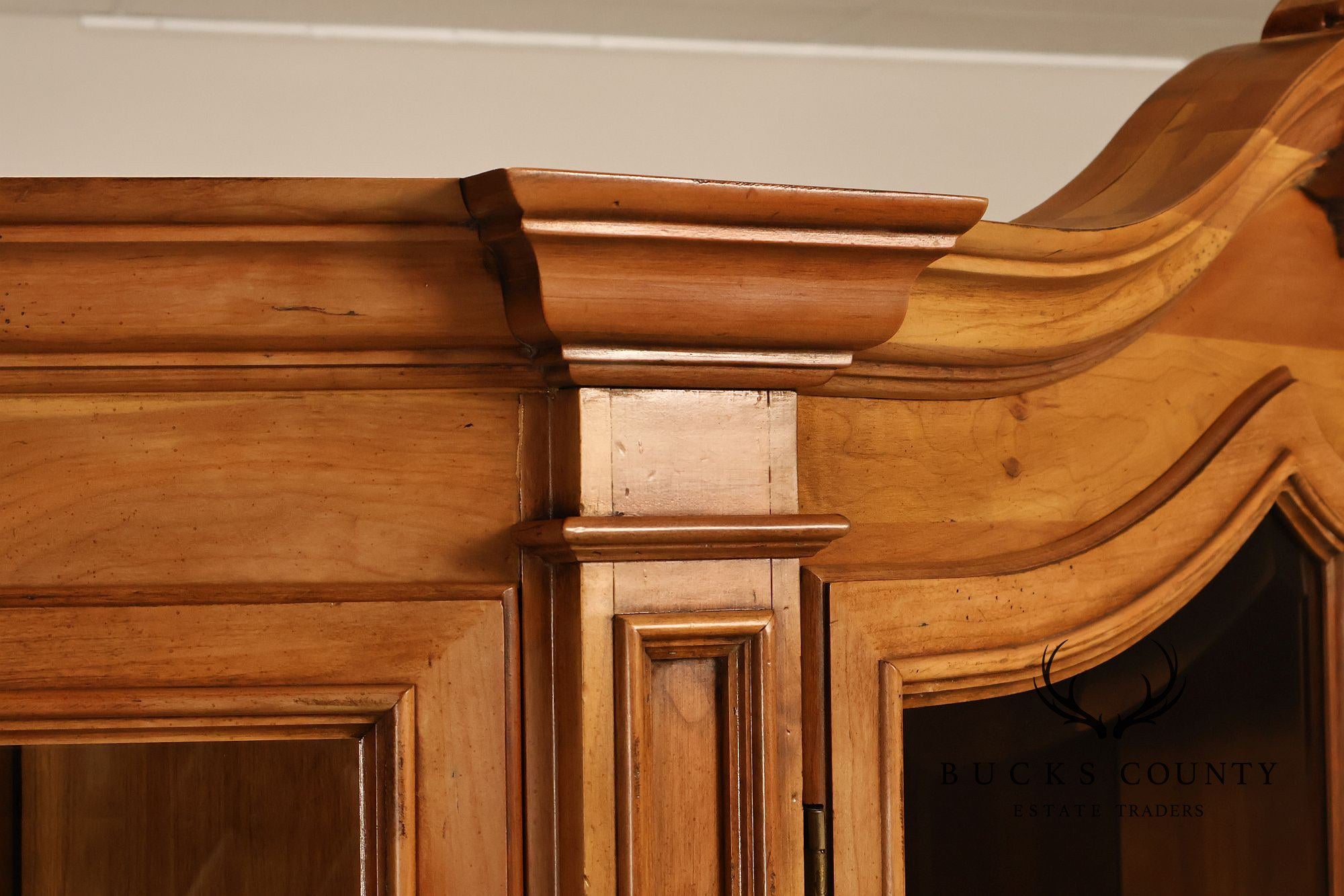 Century Furniture French Provincial Style Fruitwood Lighted China Cabinet