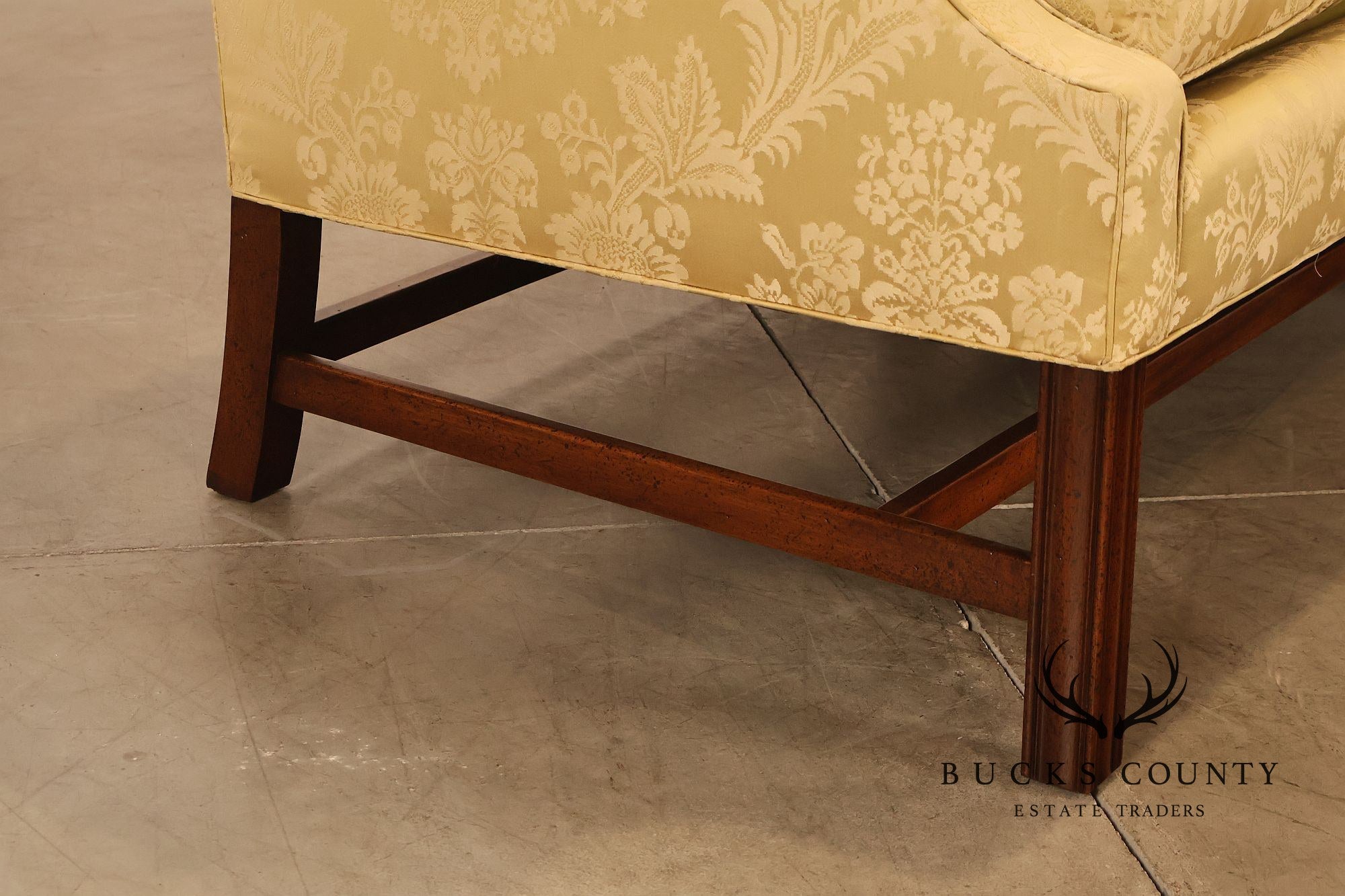 Henredon Chippendale Camelback Damask Upholstered Mahogany Sofa