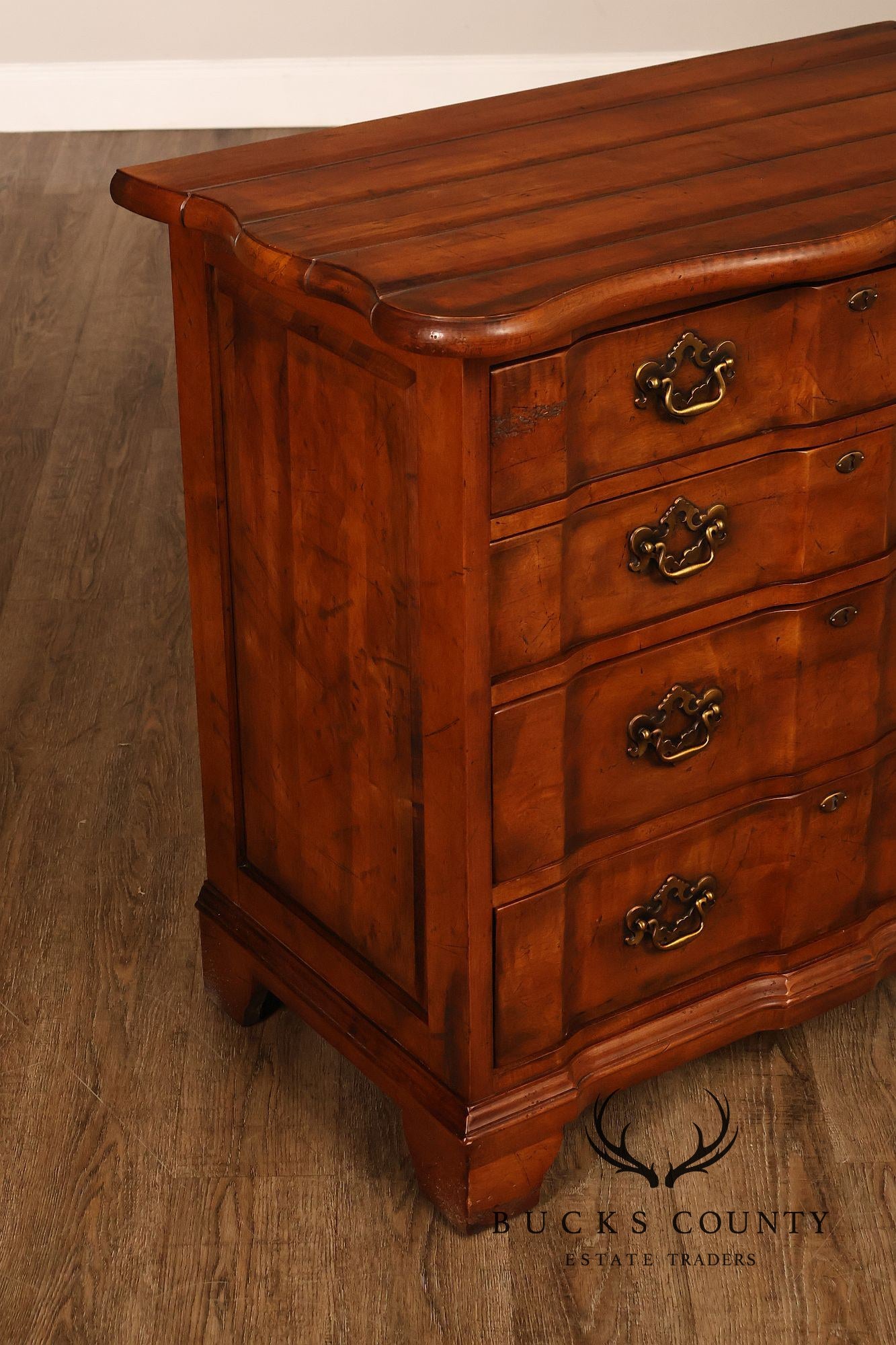 Century Furniture Georgian Style Pair of Blockfront Chests