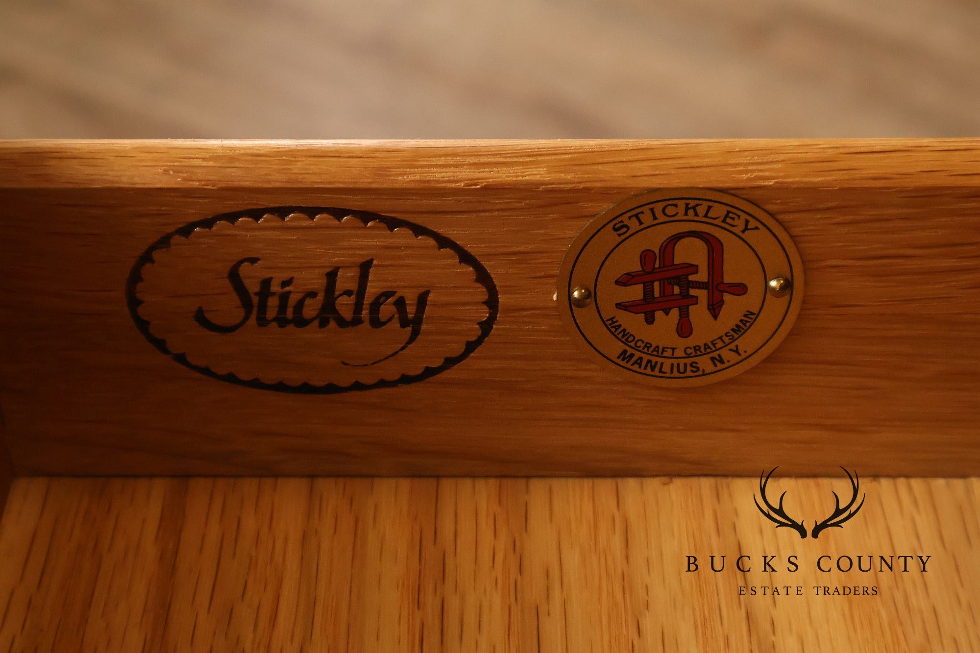 Stickley Mission Collection Cherry Writing Desk With Organizer Top