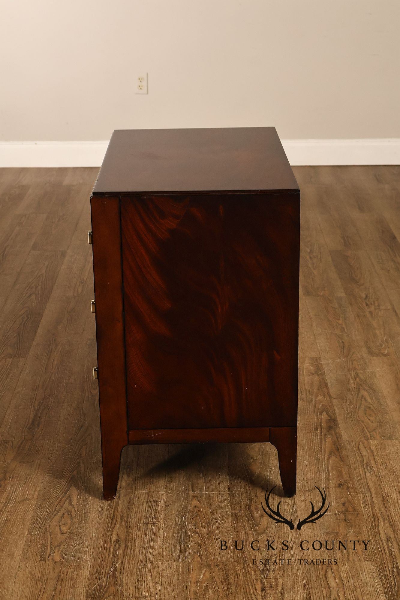 Caracole Art Deco Style Pair of Mahogany Chest Nightstands