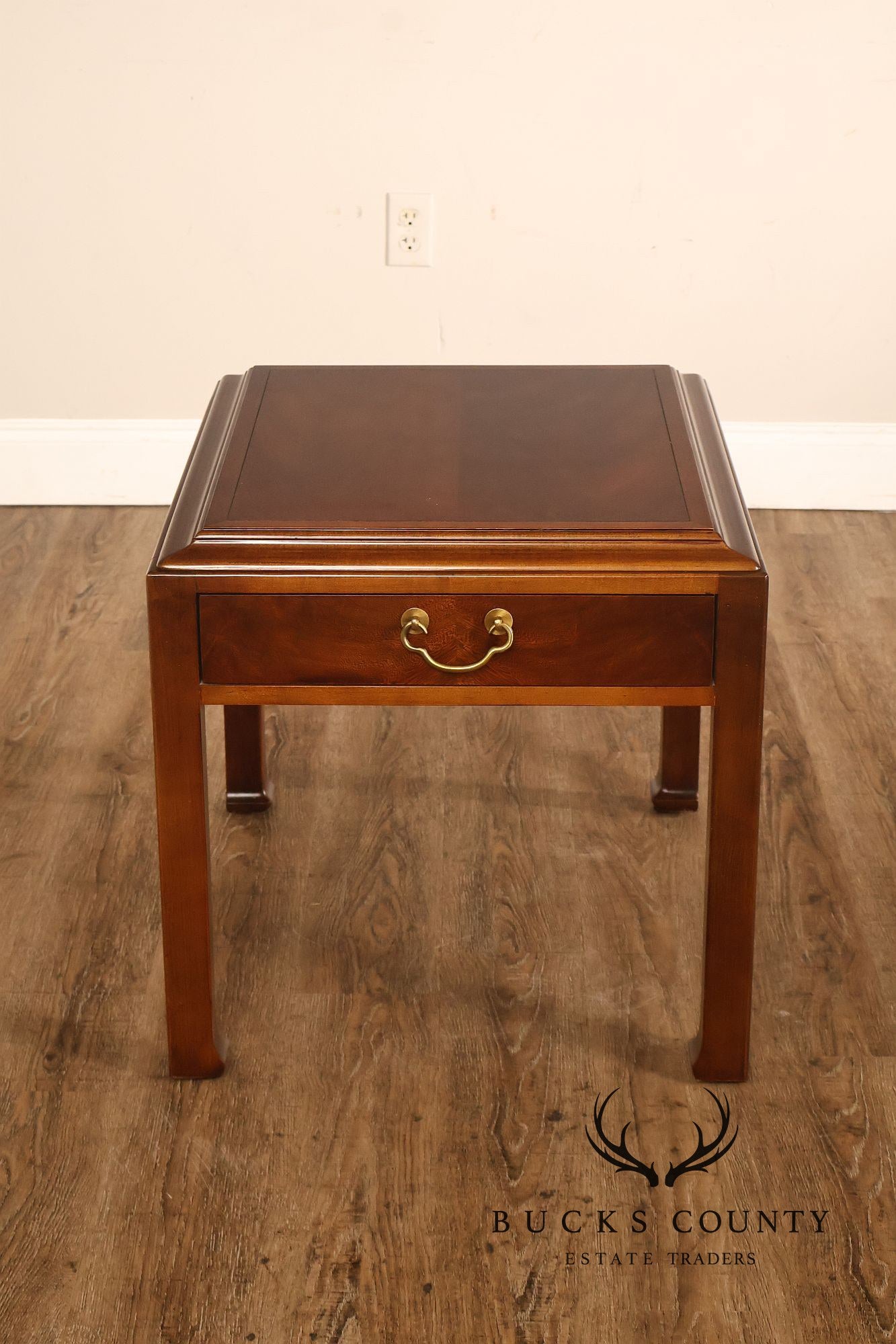 Hekman Ming Style Mahogany End Table