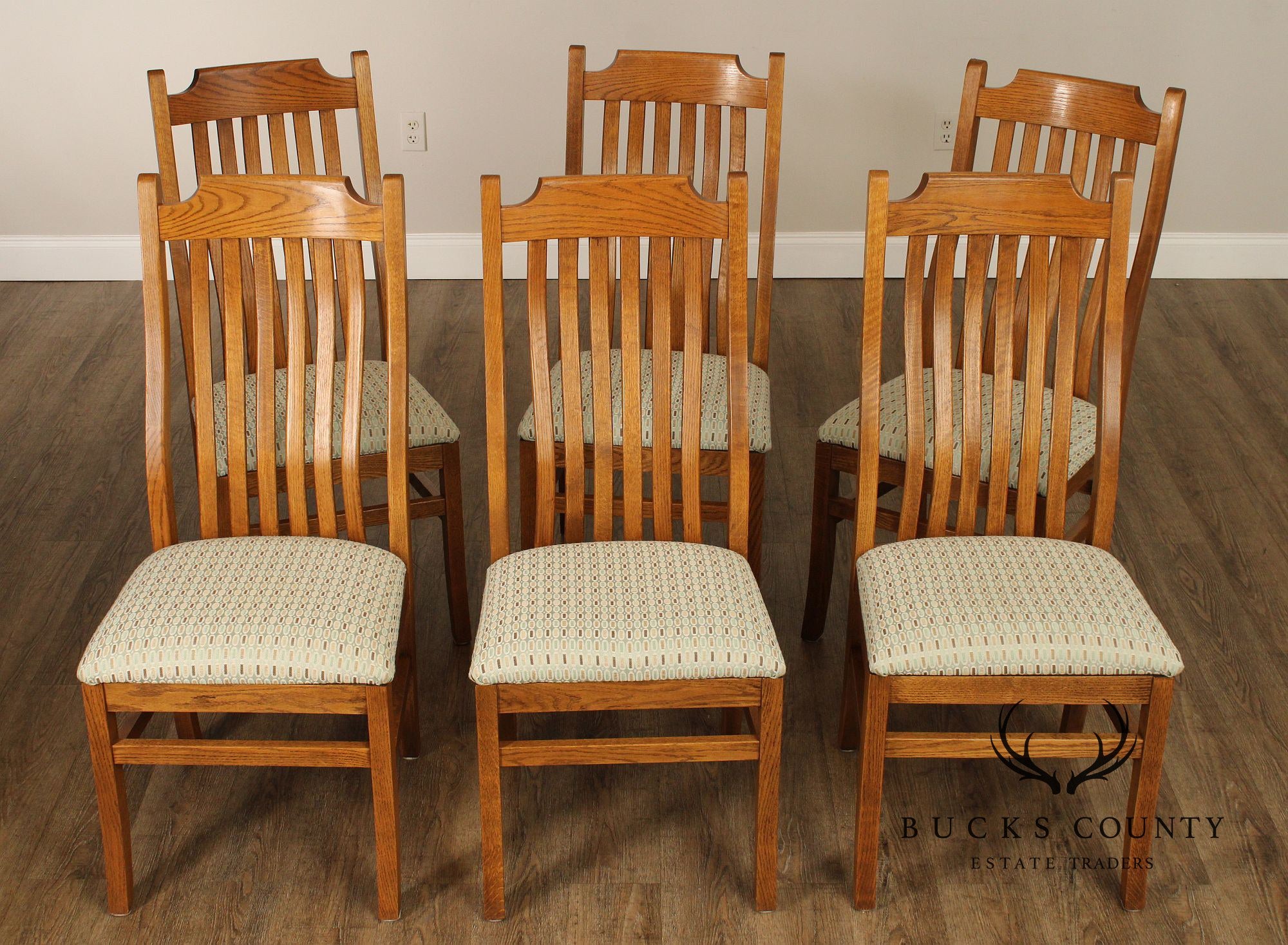 Quaker Oak Furniture Co. Mission Style Set of Six Oak Dining Chairs