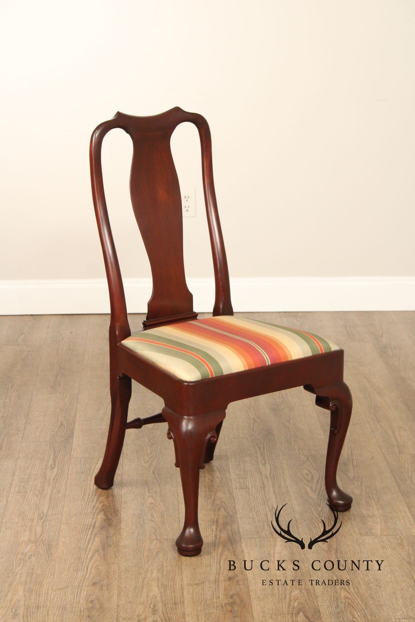 Stickley Williamsburg Reserve Set Of Four Mahogany Queen Anne Side Dining Chairs