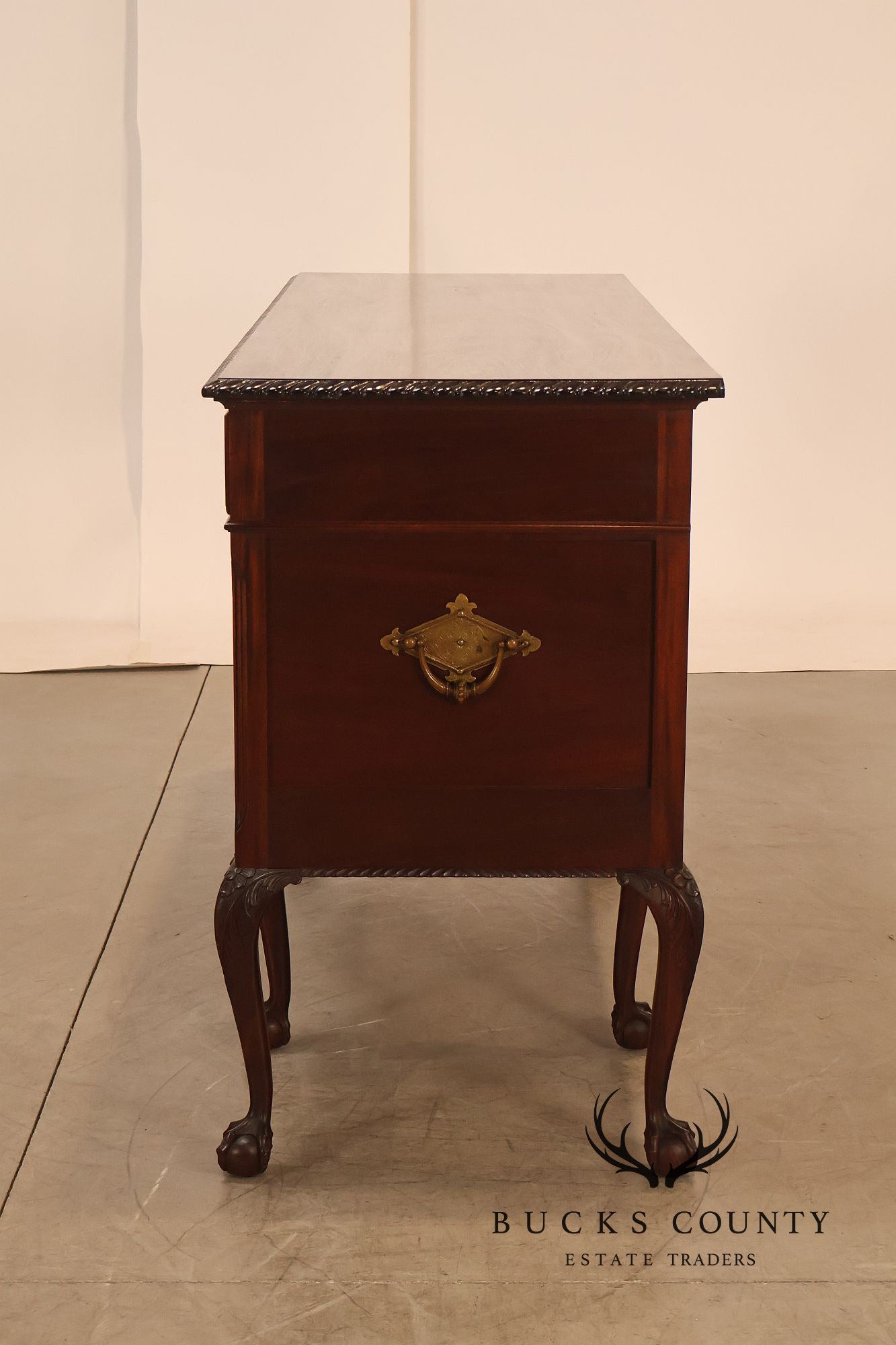 Vintage Chippendale Style Mahogany Sideboard Buffet