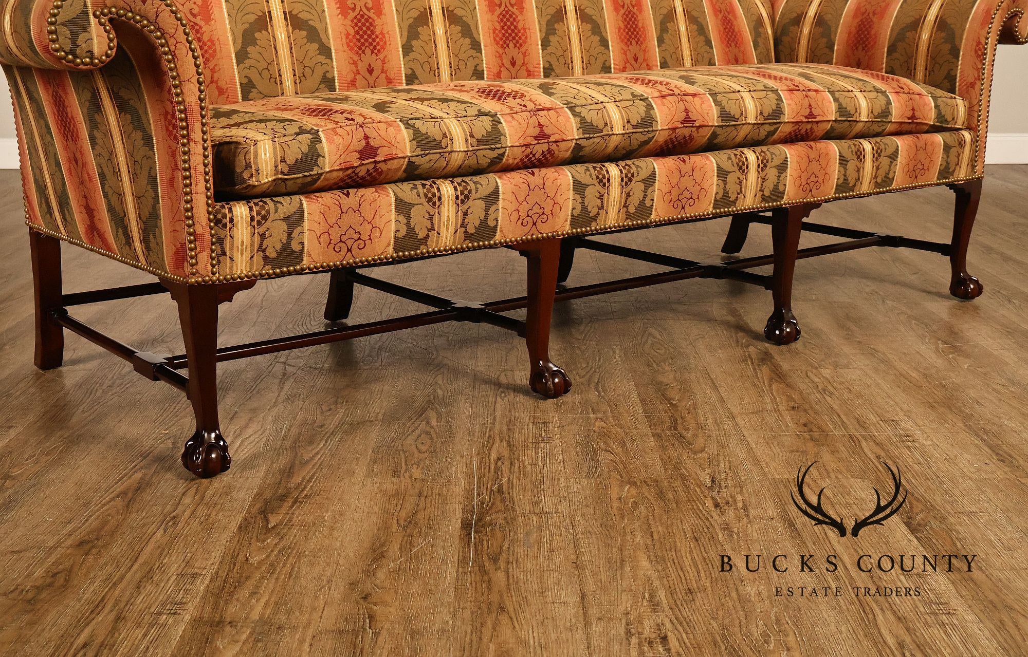 Kindel Winterthur Irish Georgian Chippendale Style Mahogany Camelback Sofa