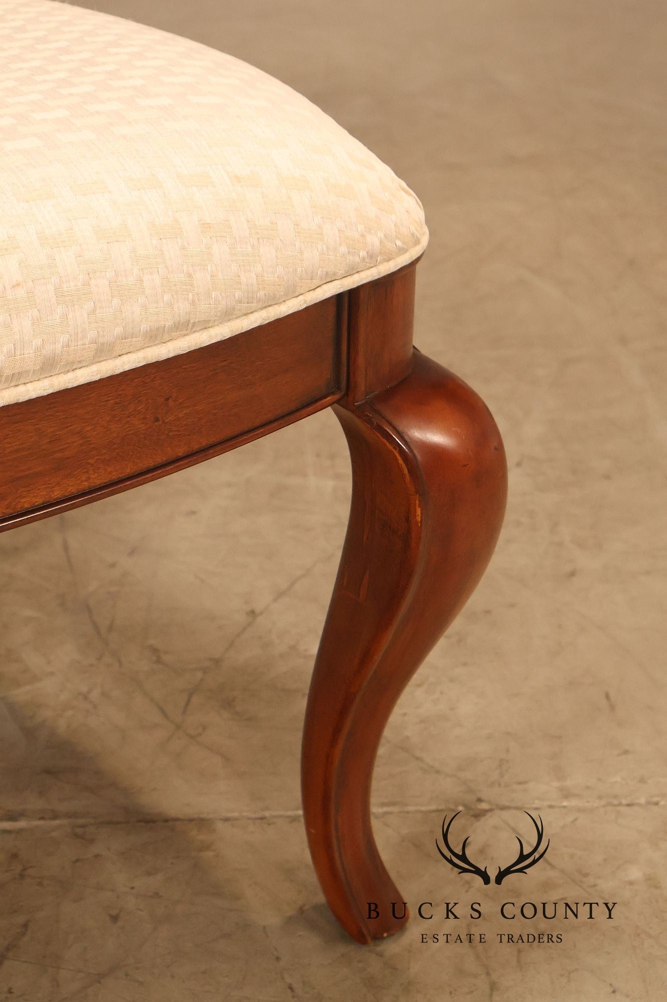 Pennsylvania House Set Of Eight French Style Dining Chairs