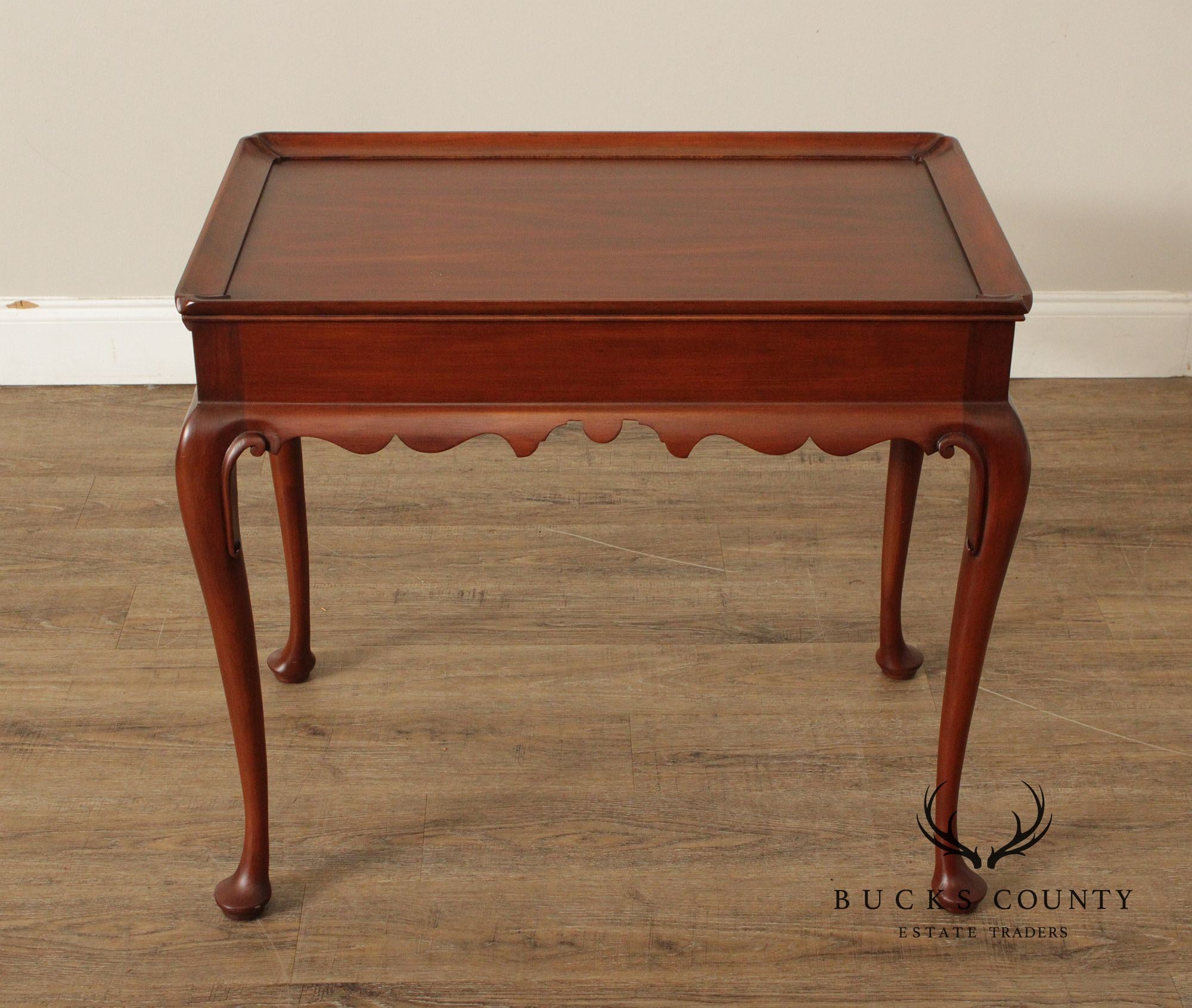 Henkel Harris Queen Anne Style Cherry Tea Table