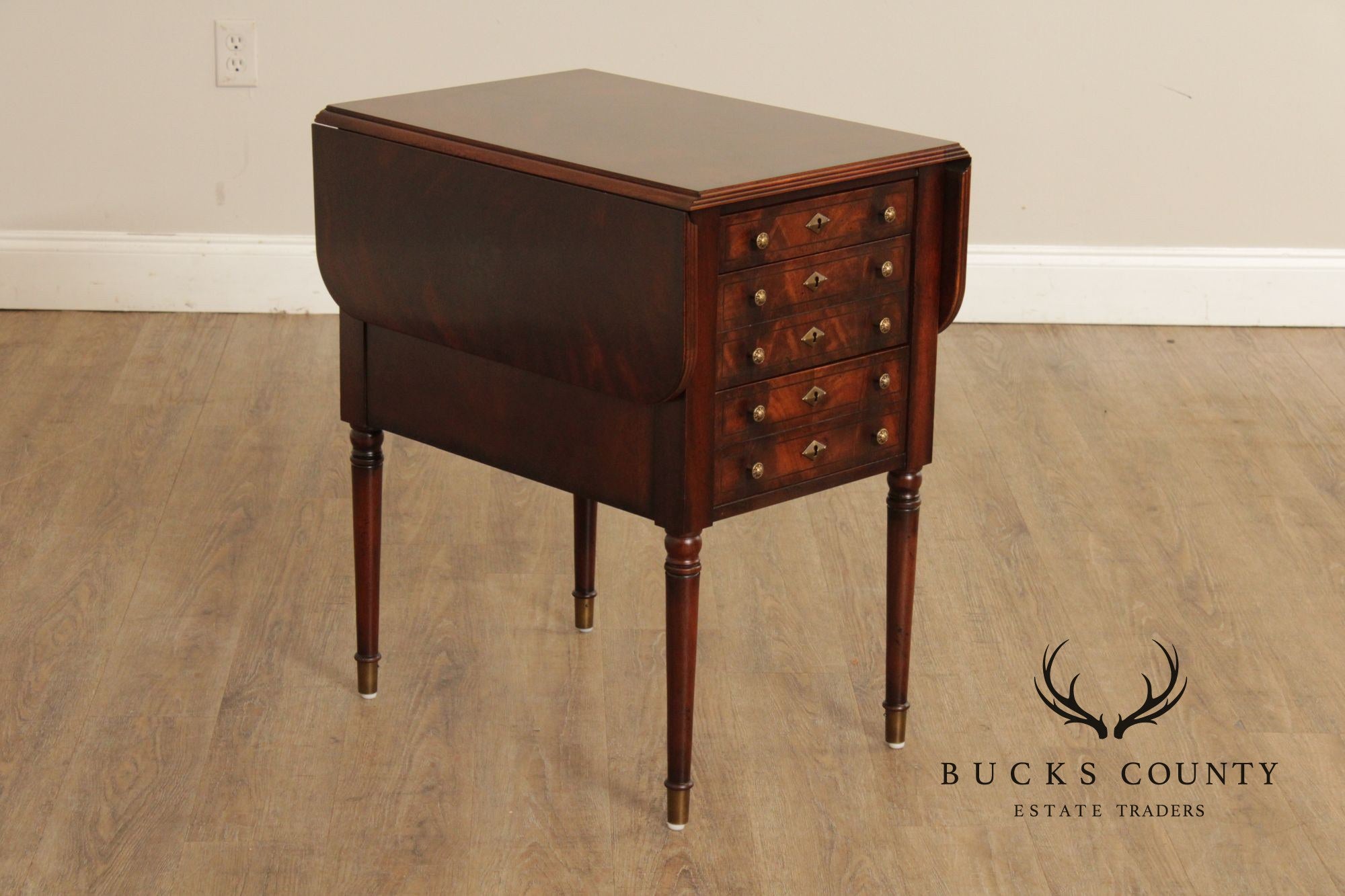 Henredon Sheraton Style Mahogany Drop End Table