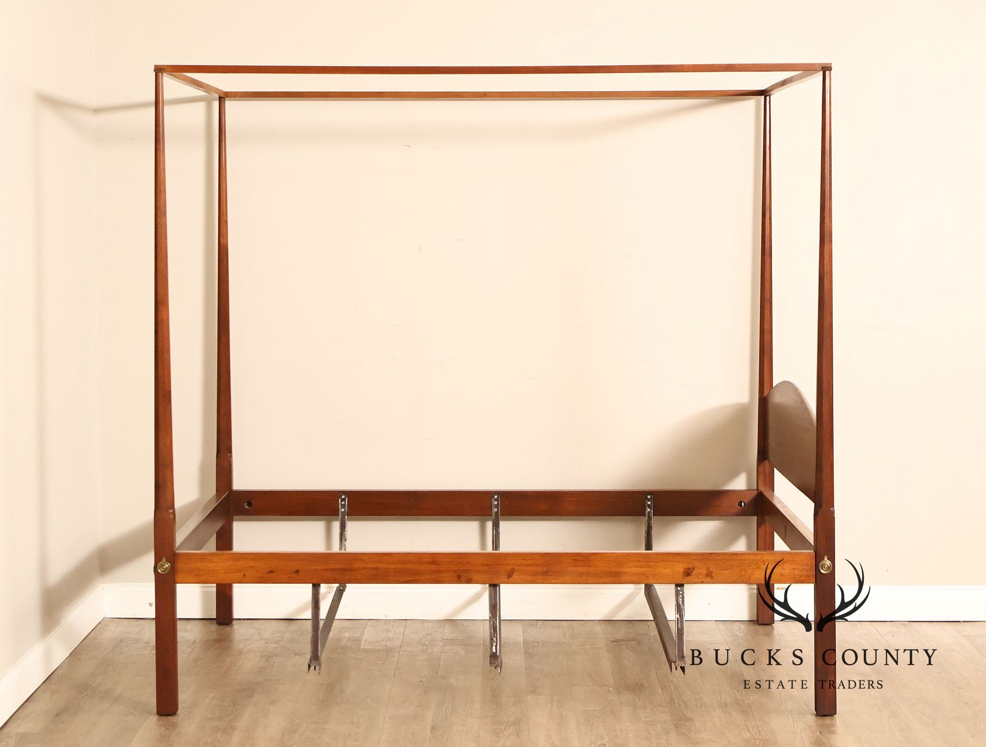 Berwyn Furniture Shop Queen Size Canopy Poster Bed